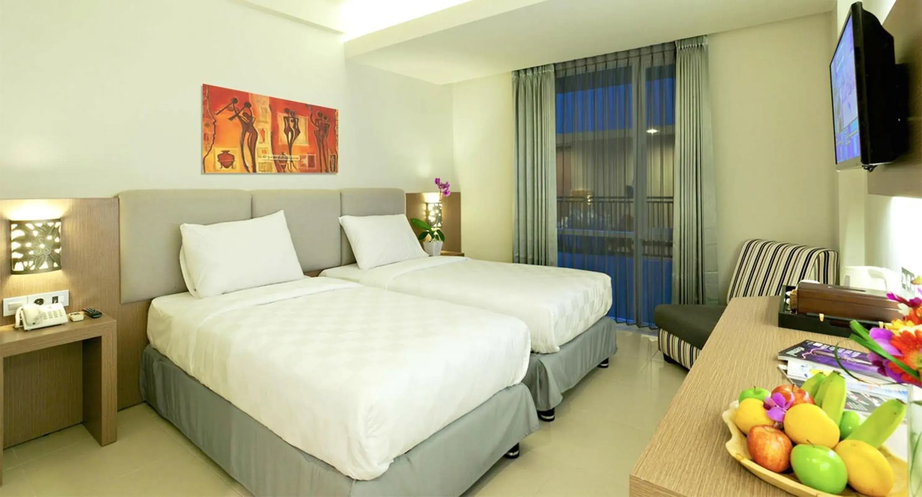 Bedroom, Bed in Euphoria Hotel