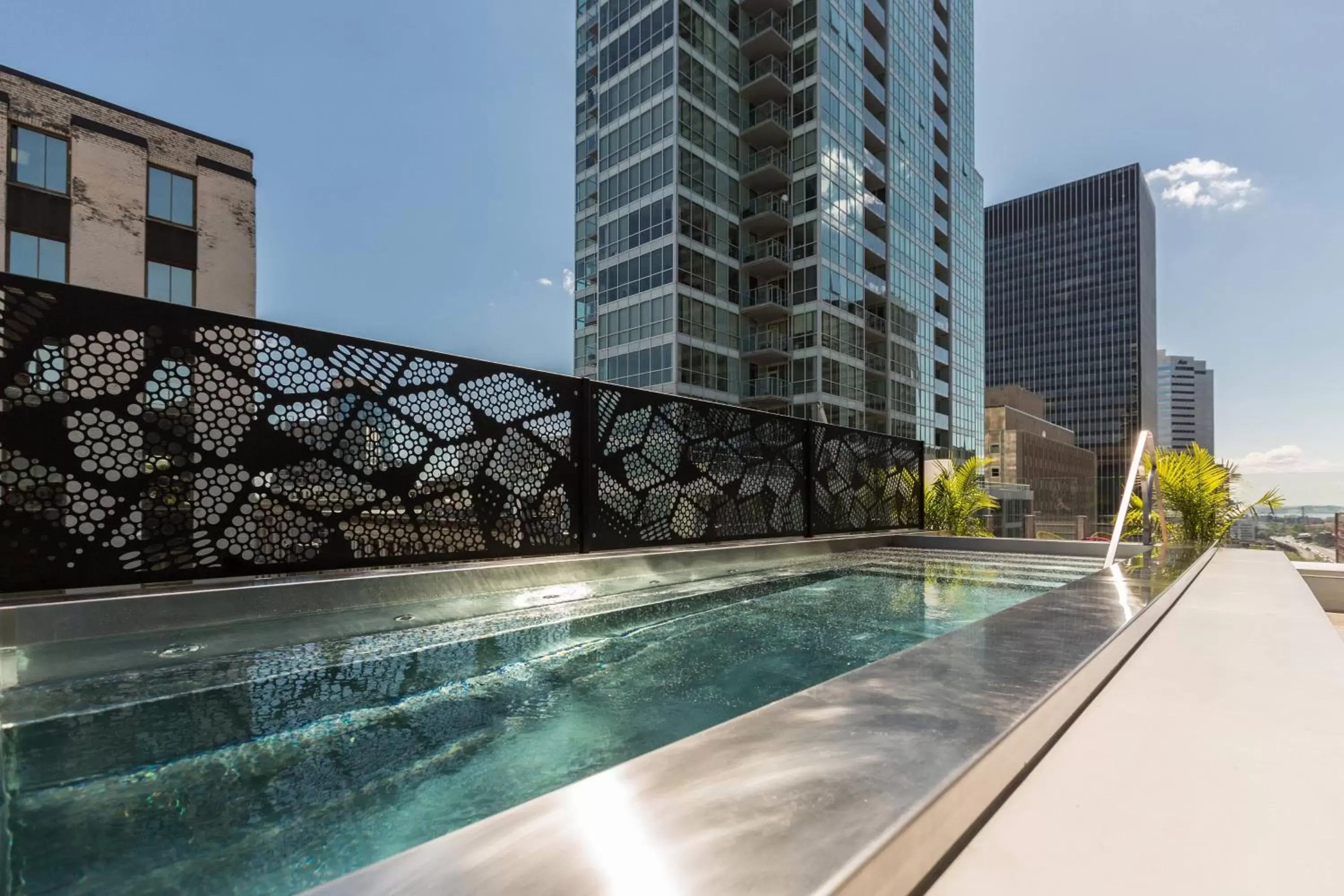 Swimming Pool in Renaissance Montreal Downtown Hotel