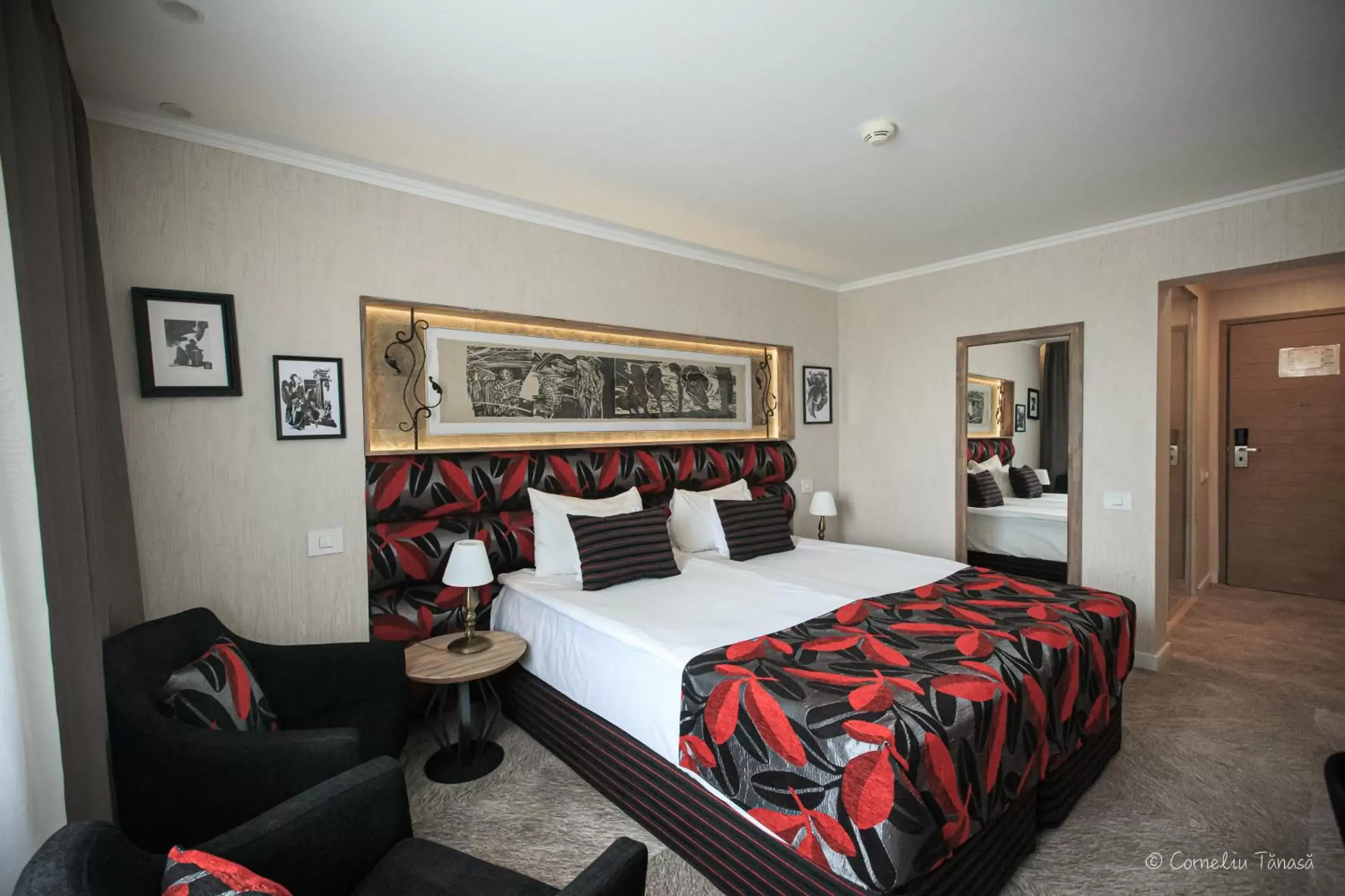 Bed in Alpin Resort Hotel