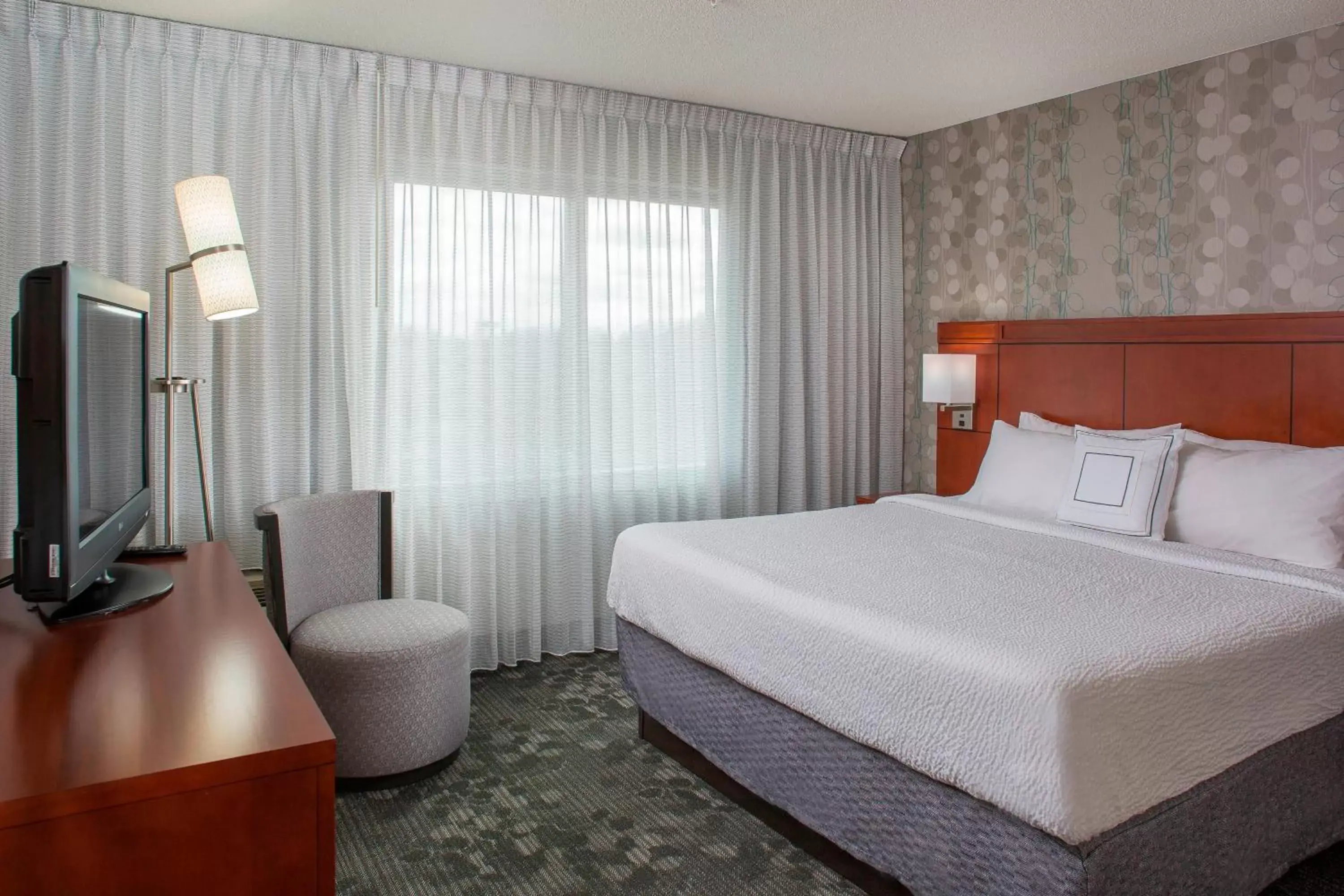Photo of the whole room, Bed in Courtyard by Marriott Nashville Goodlettsville