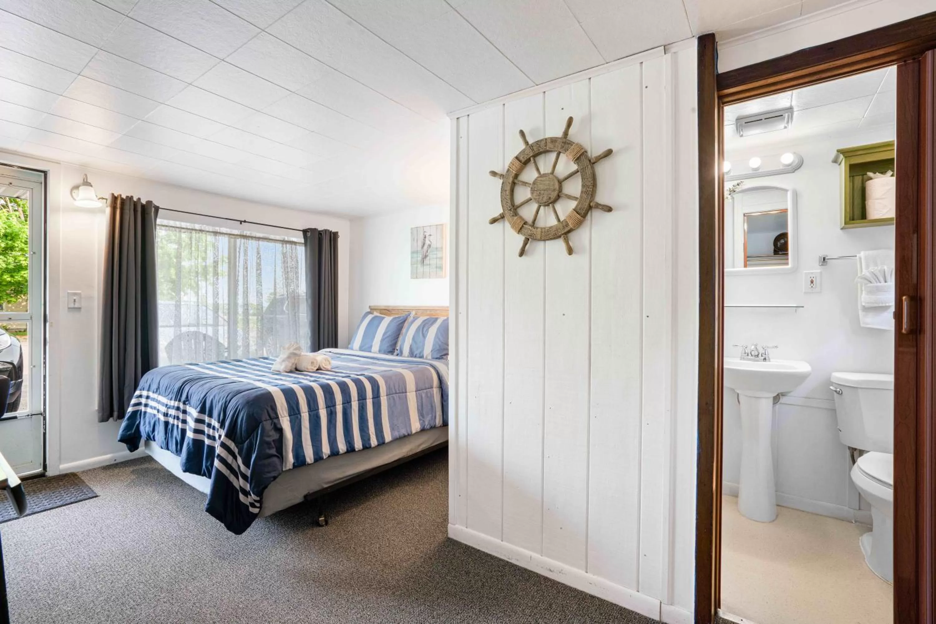 Bed in South Arm Retreats