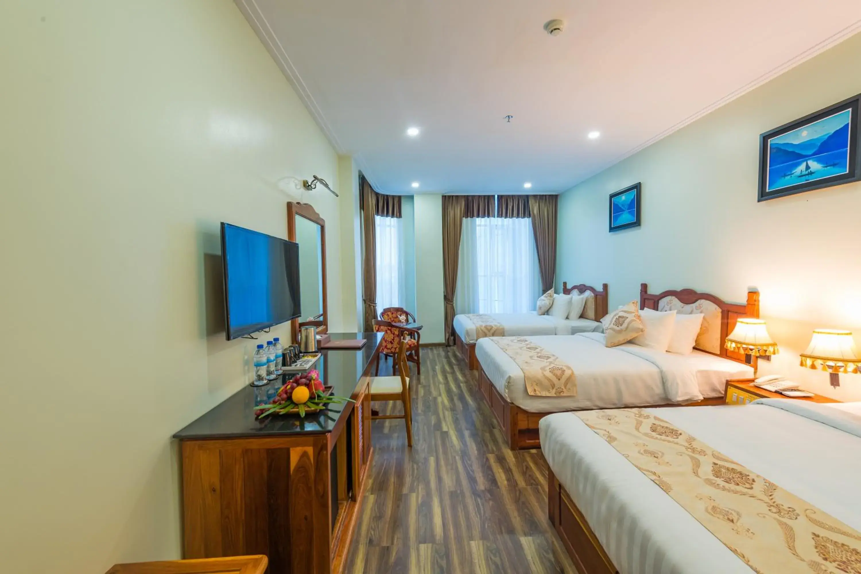 Deluxe Triple Room in Kampong Thom Royal Hotel Deluxe Triple Room in Kampong Thom Royal Hotel