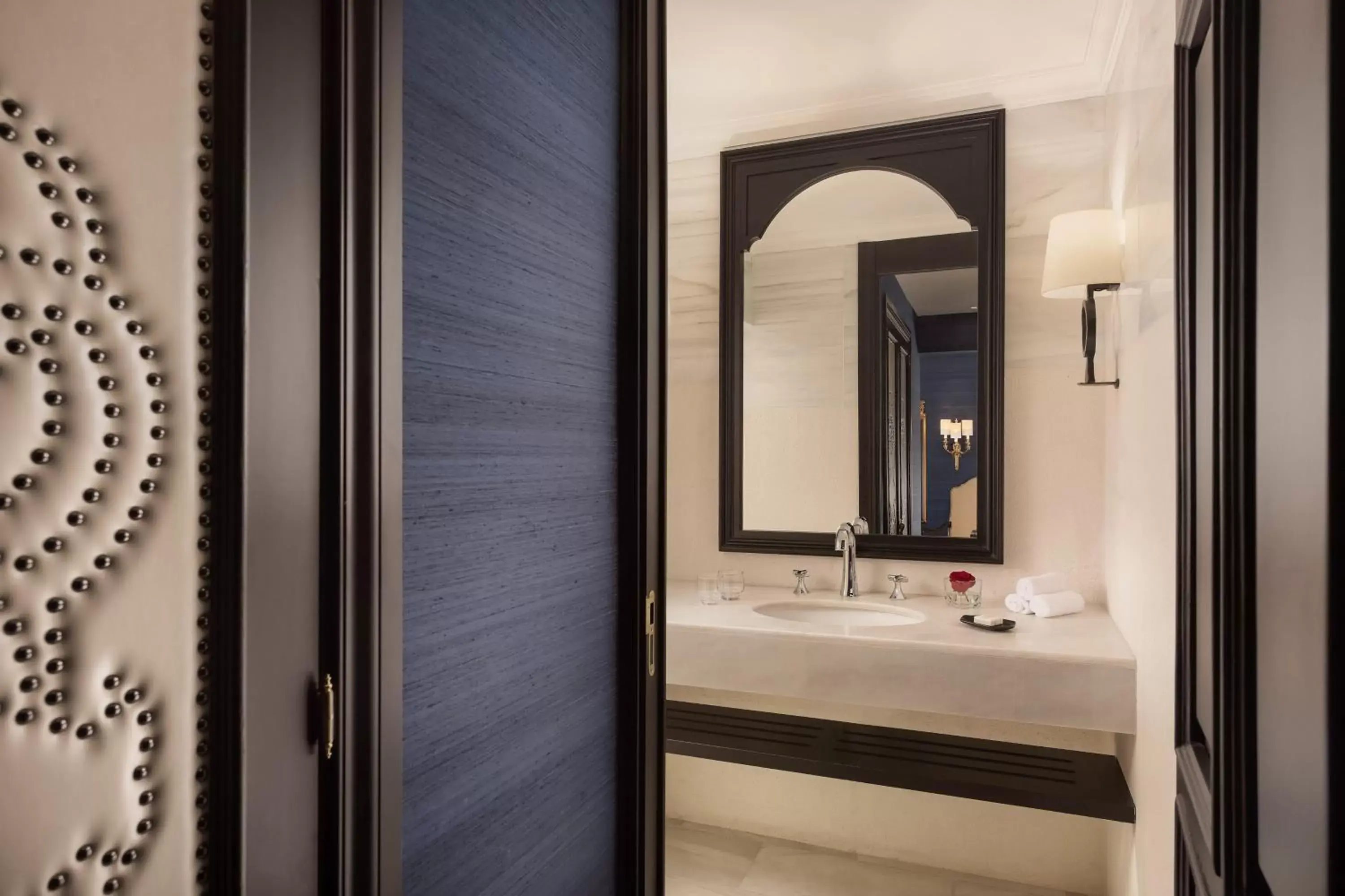 Bathroom in Hotel Alfonso XIII, a Luxury Collection Hotel, Seville