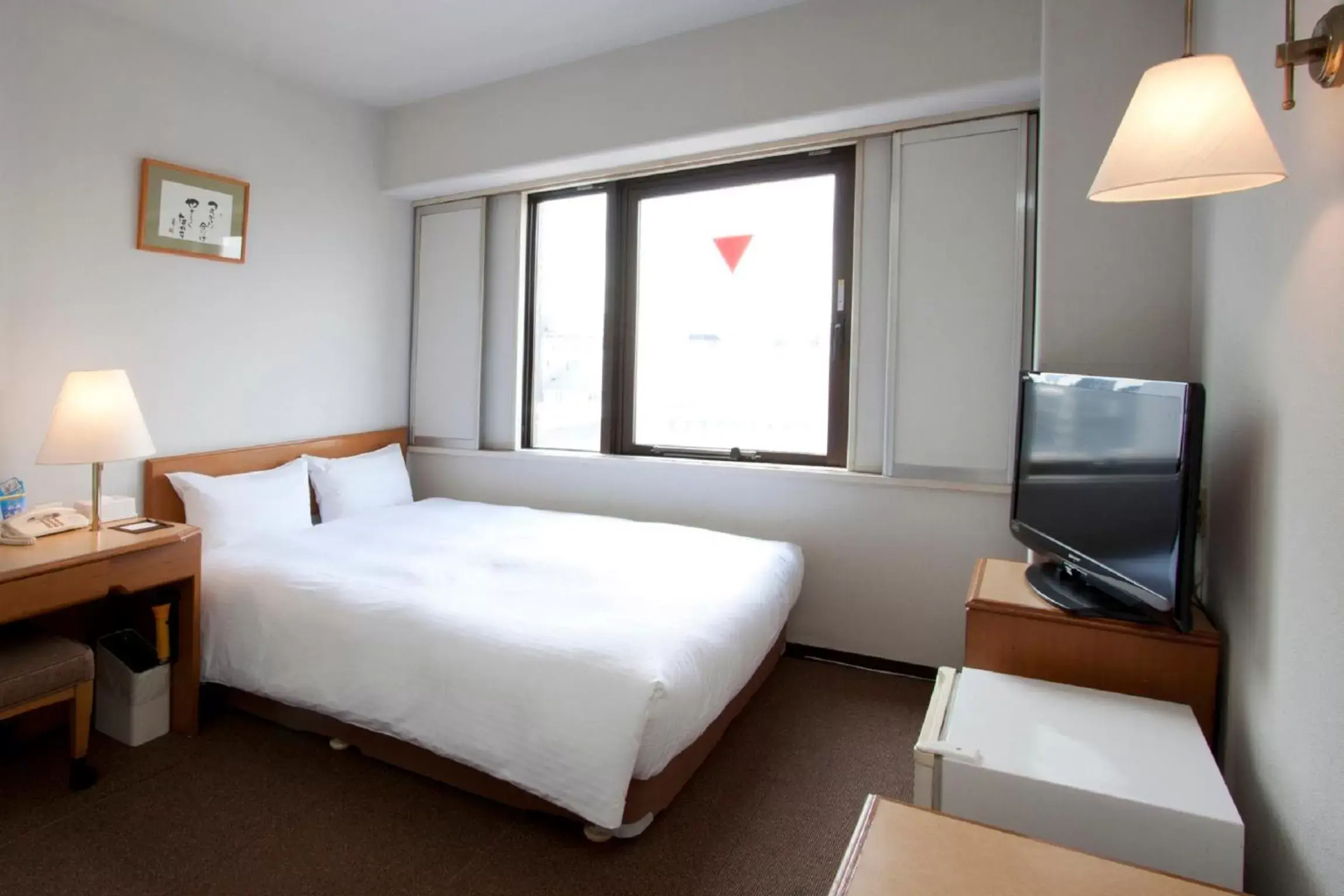Photo of the whole room, Bed in Smile Hotel Sugamo