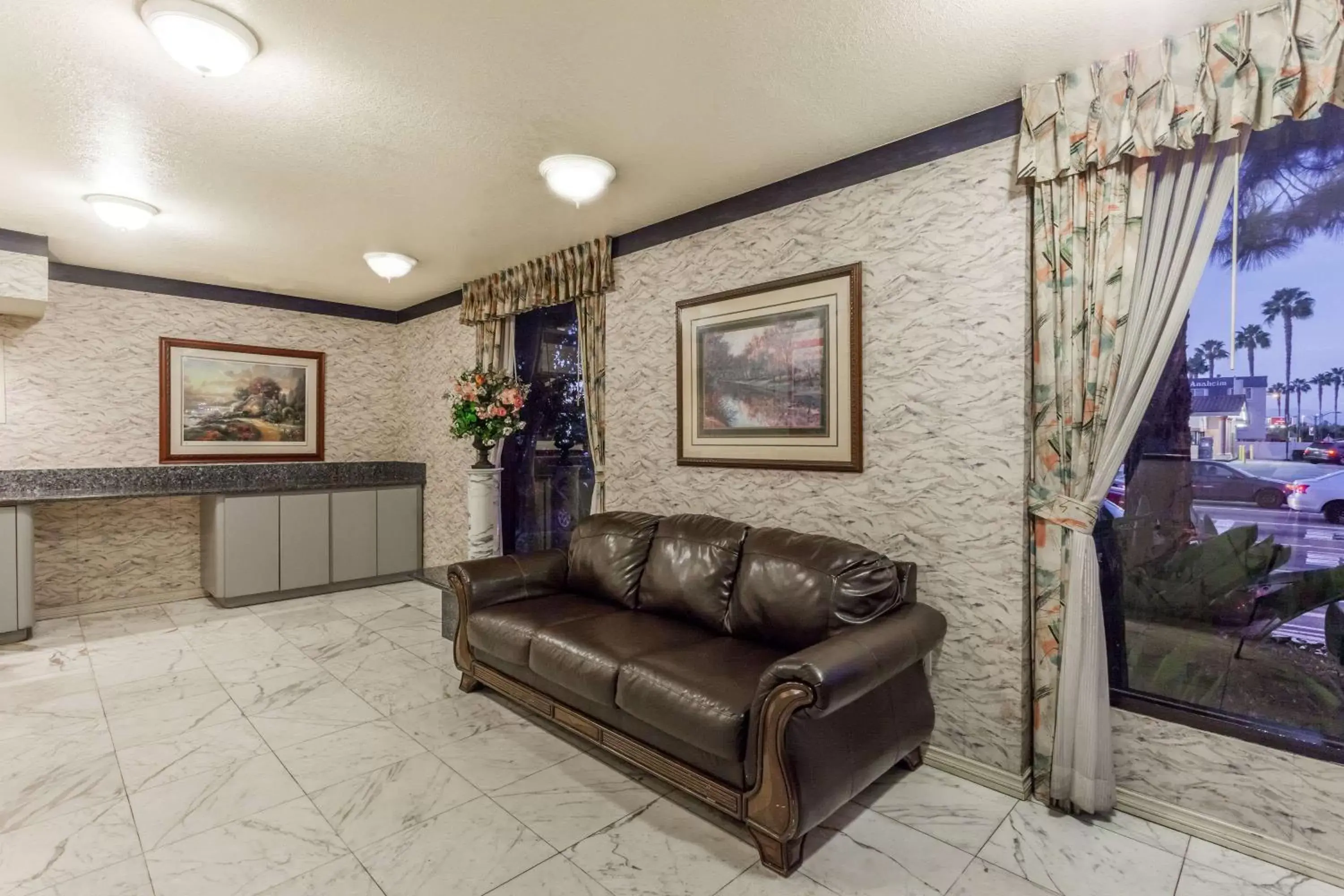 Lobby or reception, Seating Area in Days Inn by Wyndham Anaheim West