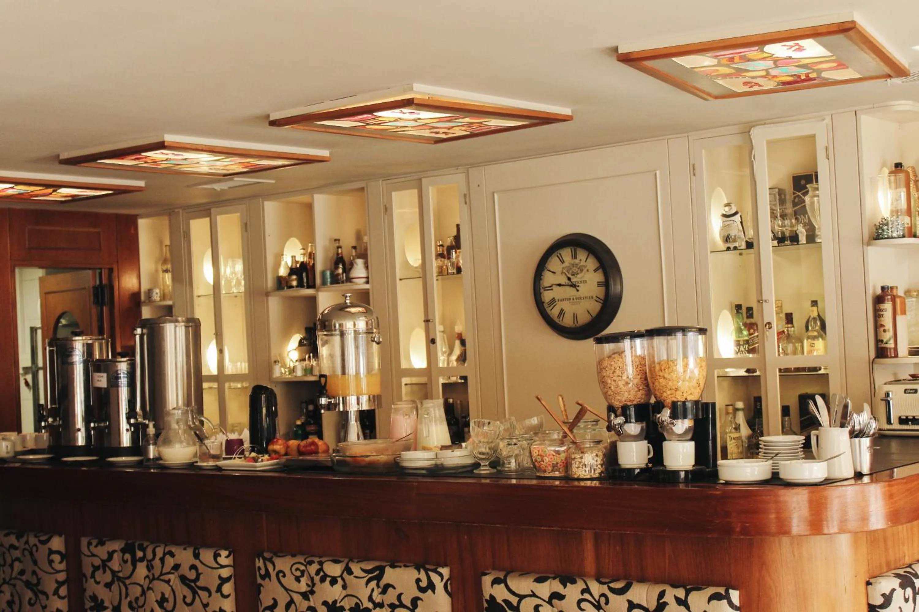 Lounge or bar, Restaurant/Places to Eat in Hotel Rayentray Trelew