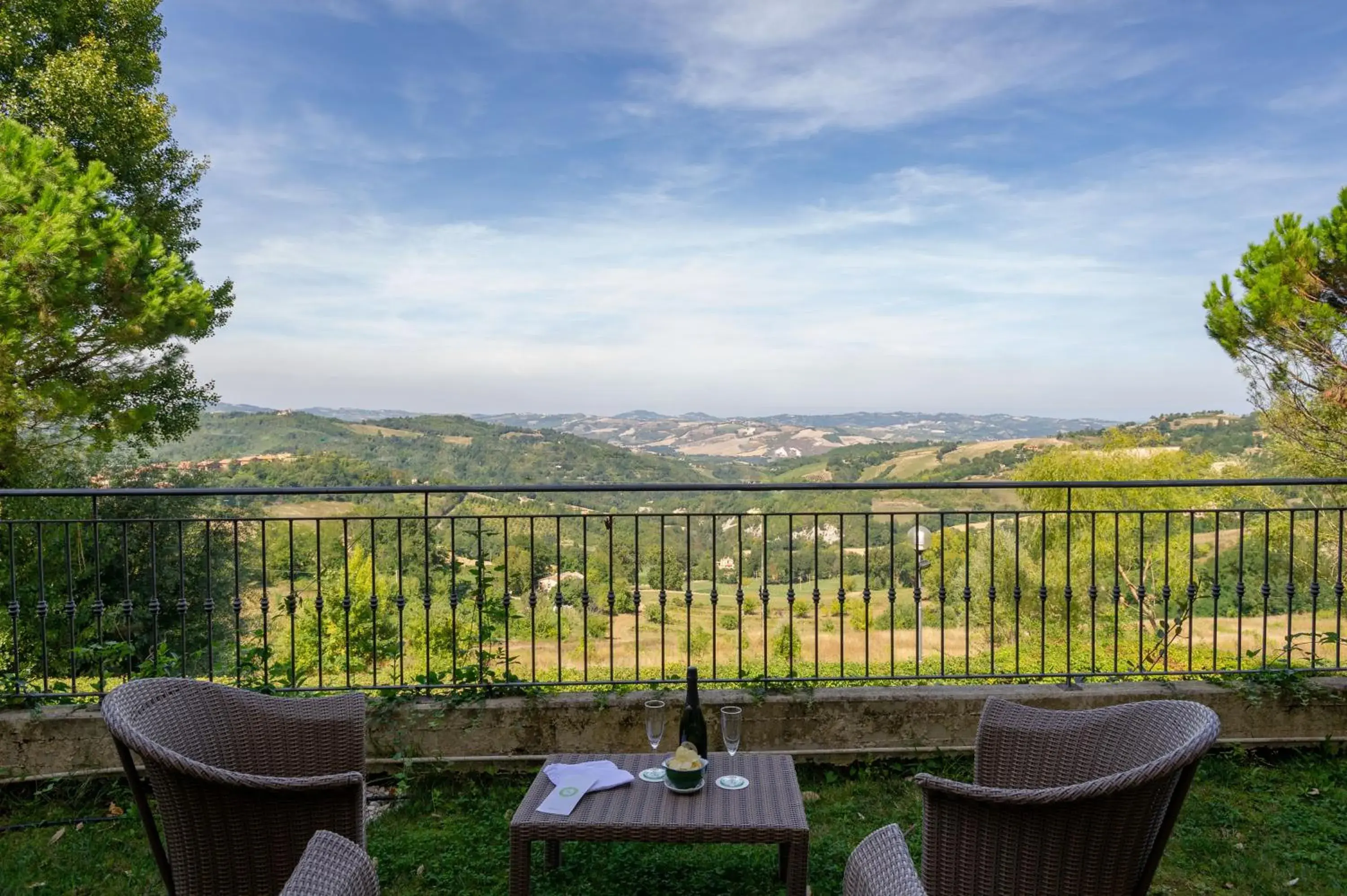 Garden, Balcony/Terrace in Hotel Mamiani & Kì-Spa Urbino