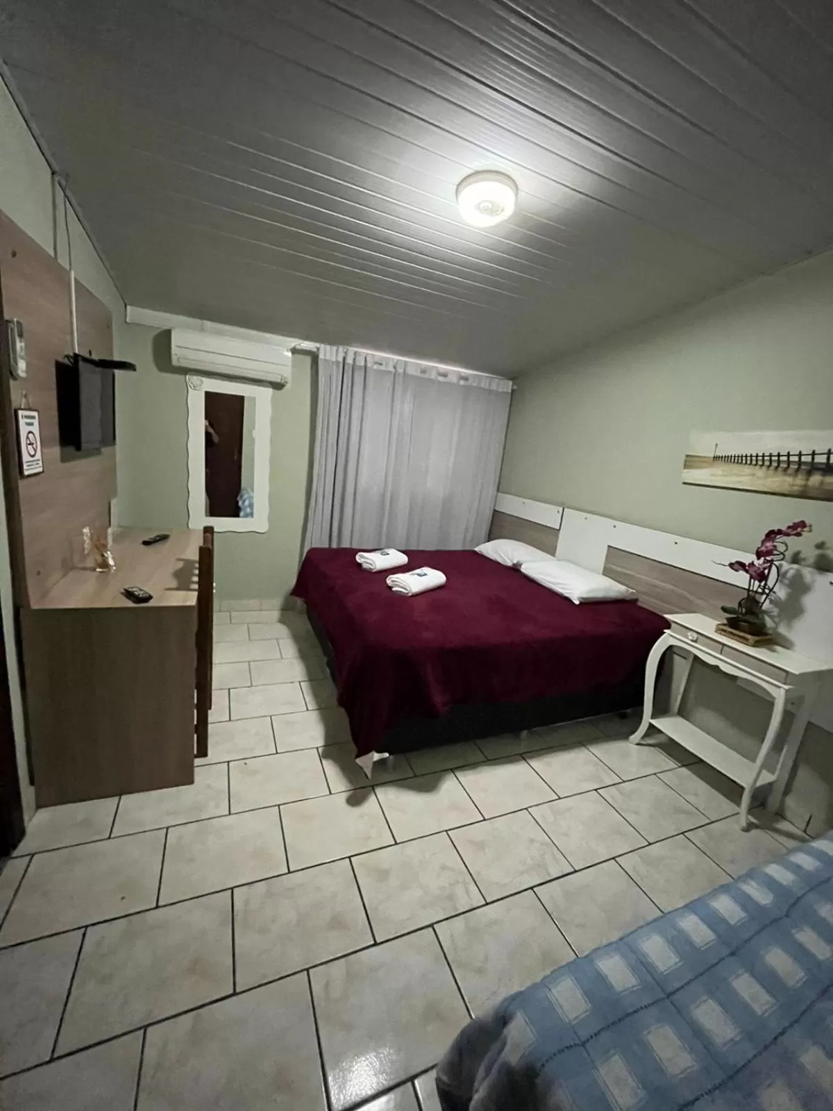 Bed in Hotel Vitória