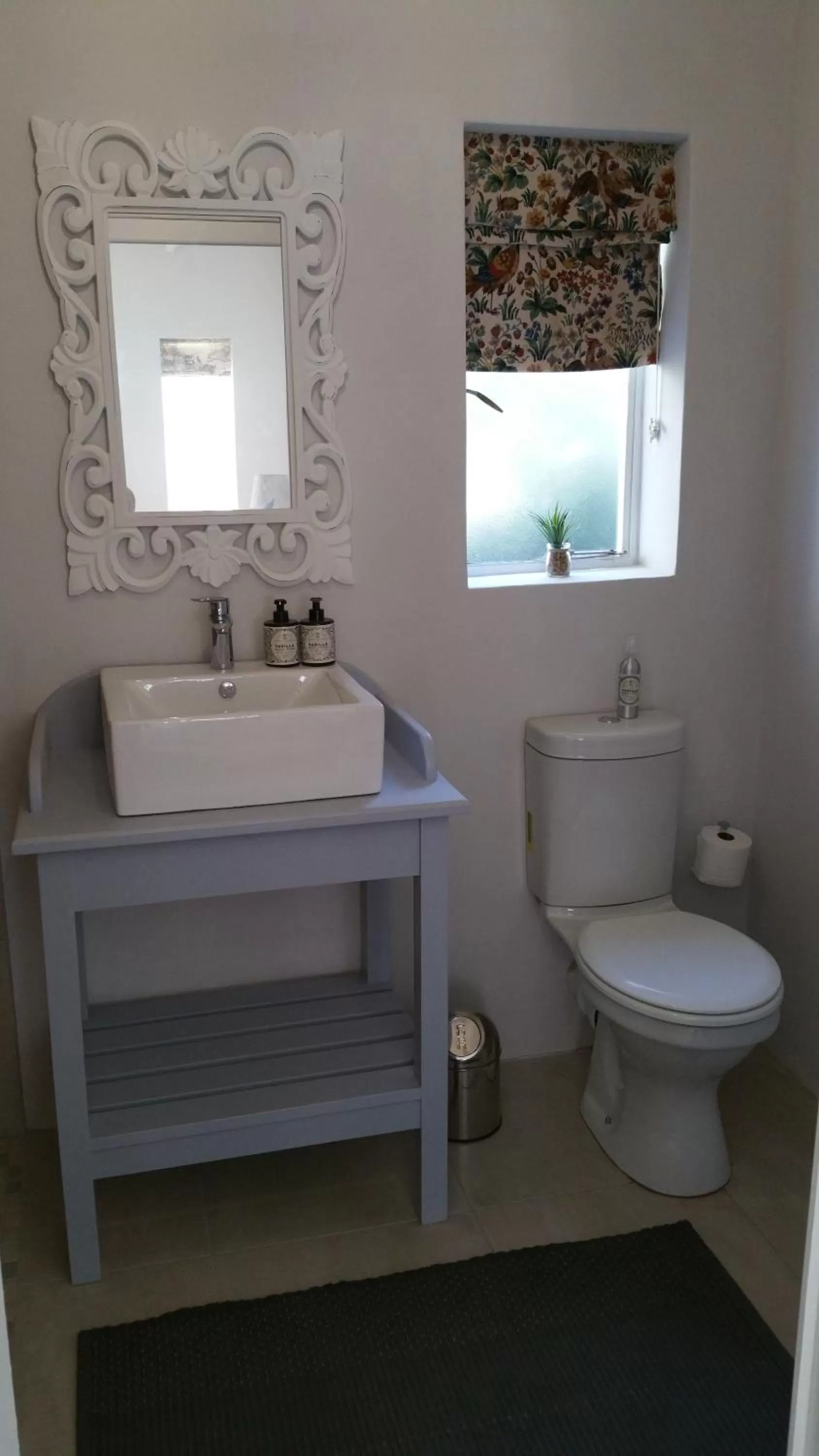 Bathroom in Bergview Guesthouse Swellendam
