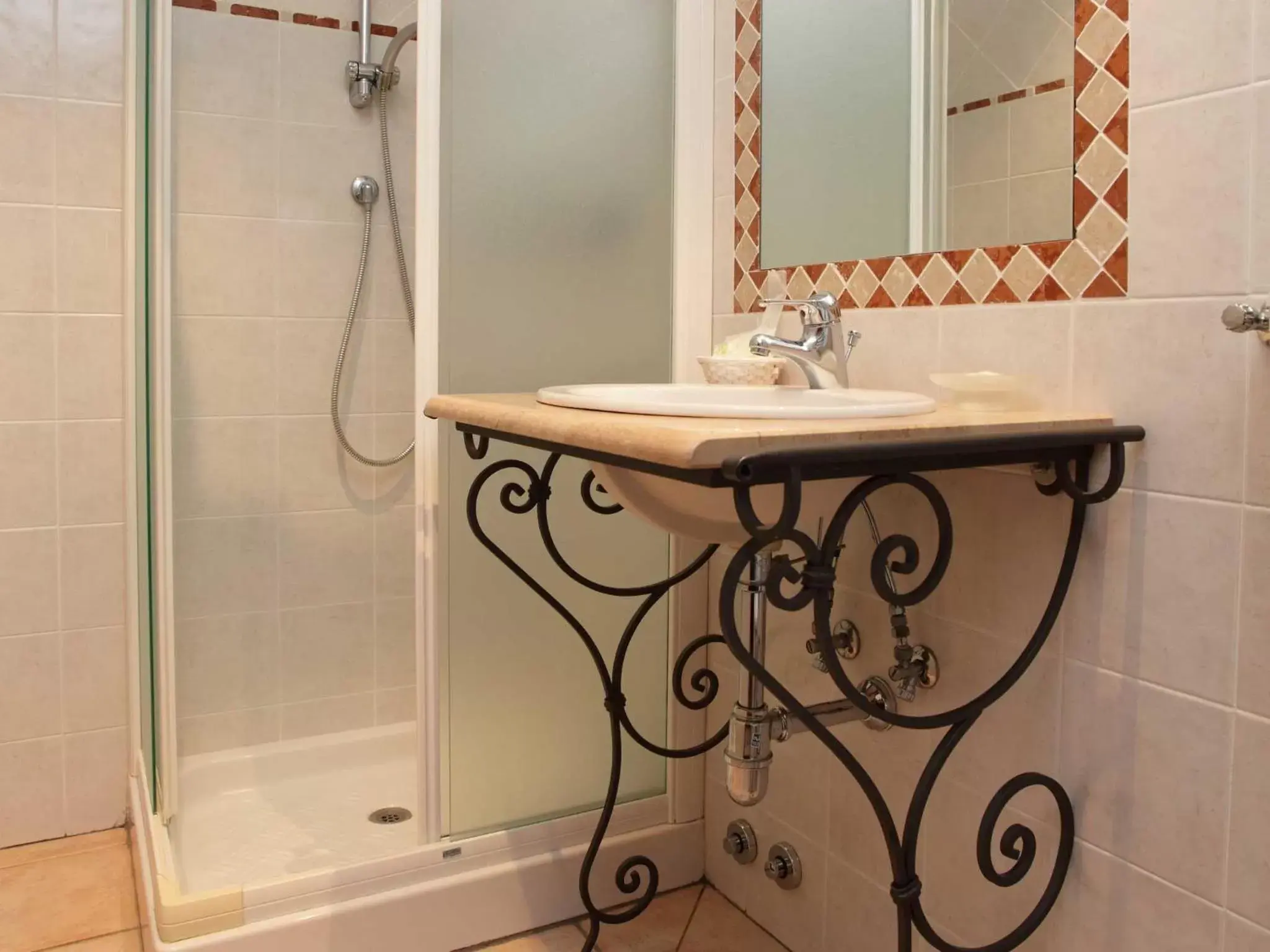 Bathroom in Albergo Le Macinaie - Monte Amiata Bathroom in Albergo Le Macinaie - Monte Amiata