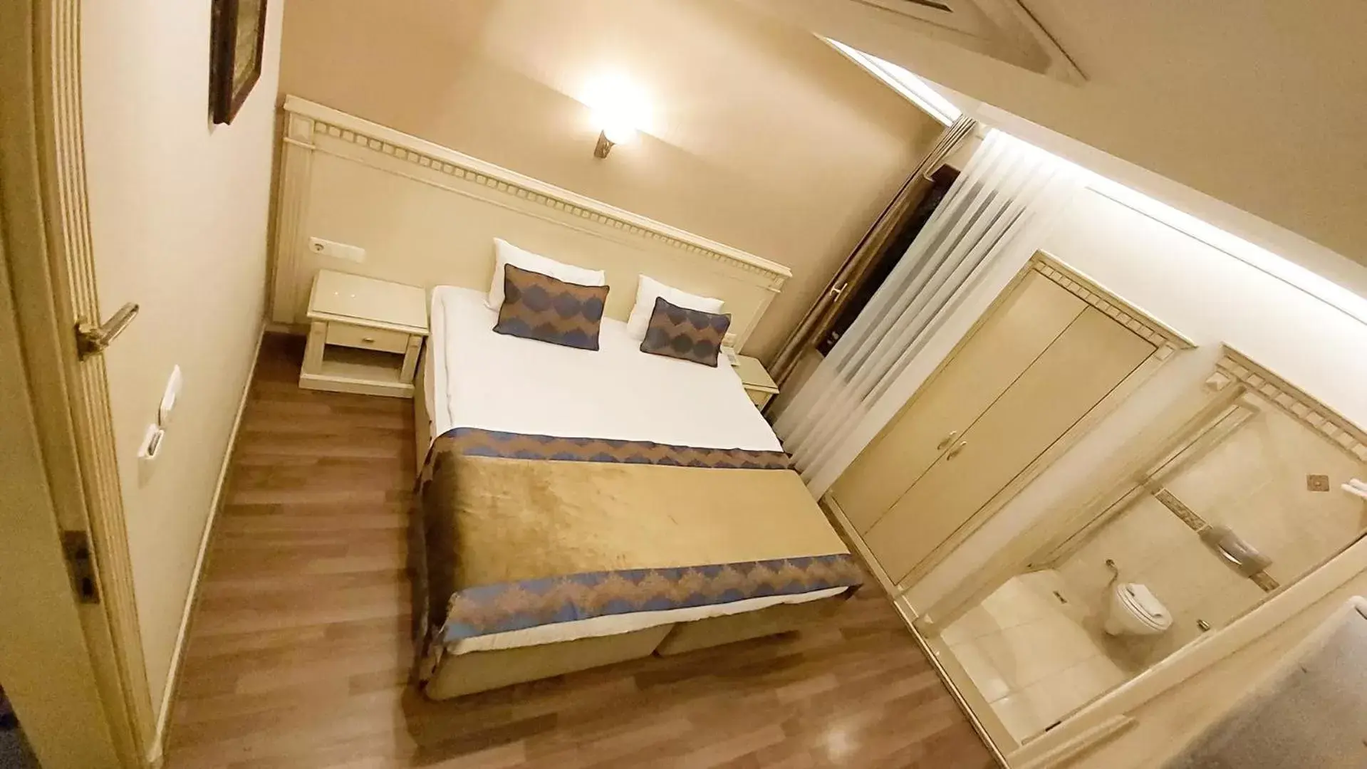 Bed in Sarnic Hotel & Sarnic Premier Hotel(Ottoman Mansion) Bed in Sarnic Hotel & Sarnic Premier Hotel(Ottoman Mansion)