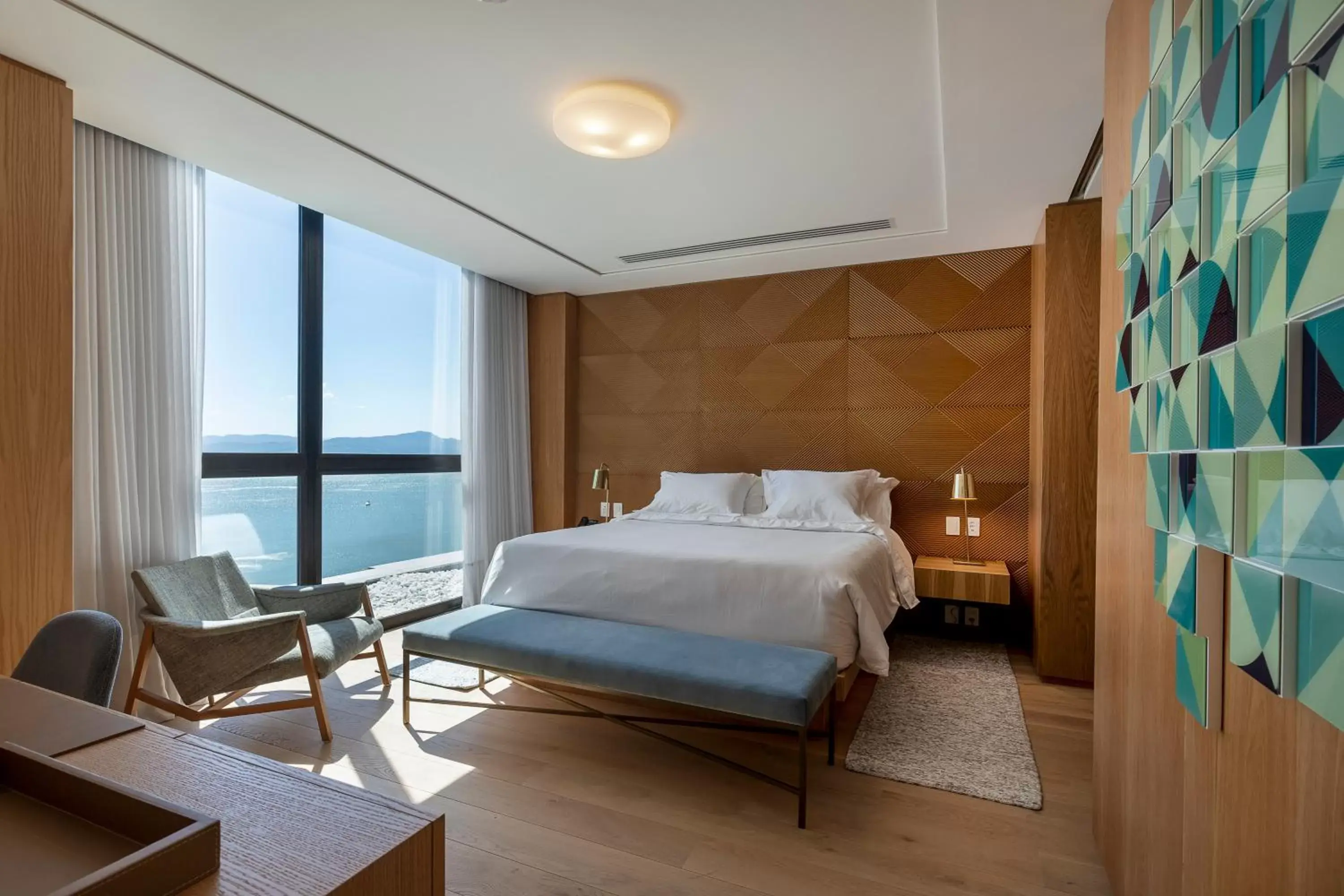 View (from property/room), Bed in LK Design Hotel Florianópolis View (from property/room), Bed in LK Design Hotel Florianópolis