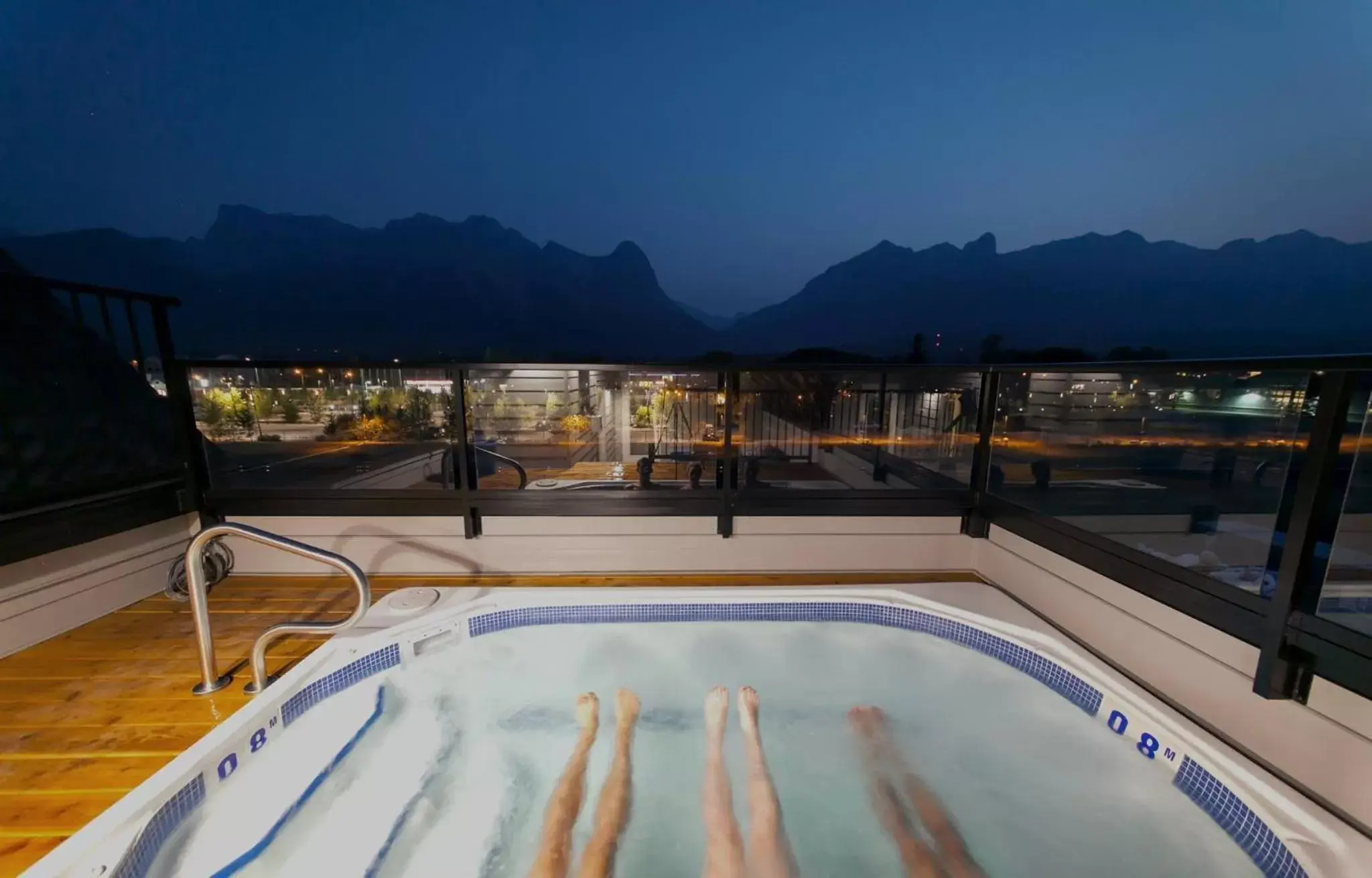 Area and facilities in Basecamp Resorts Canmore