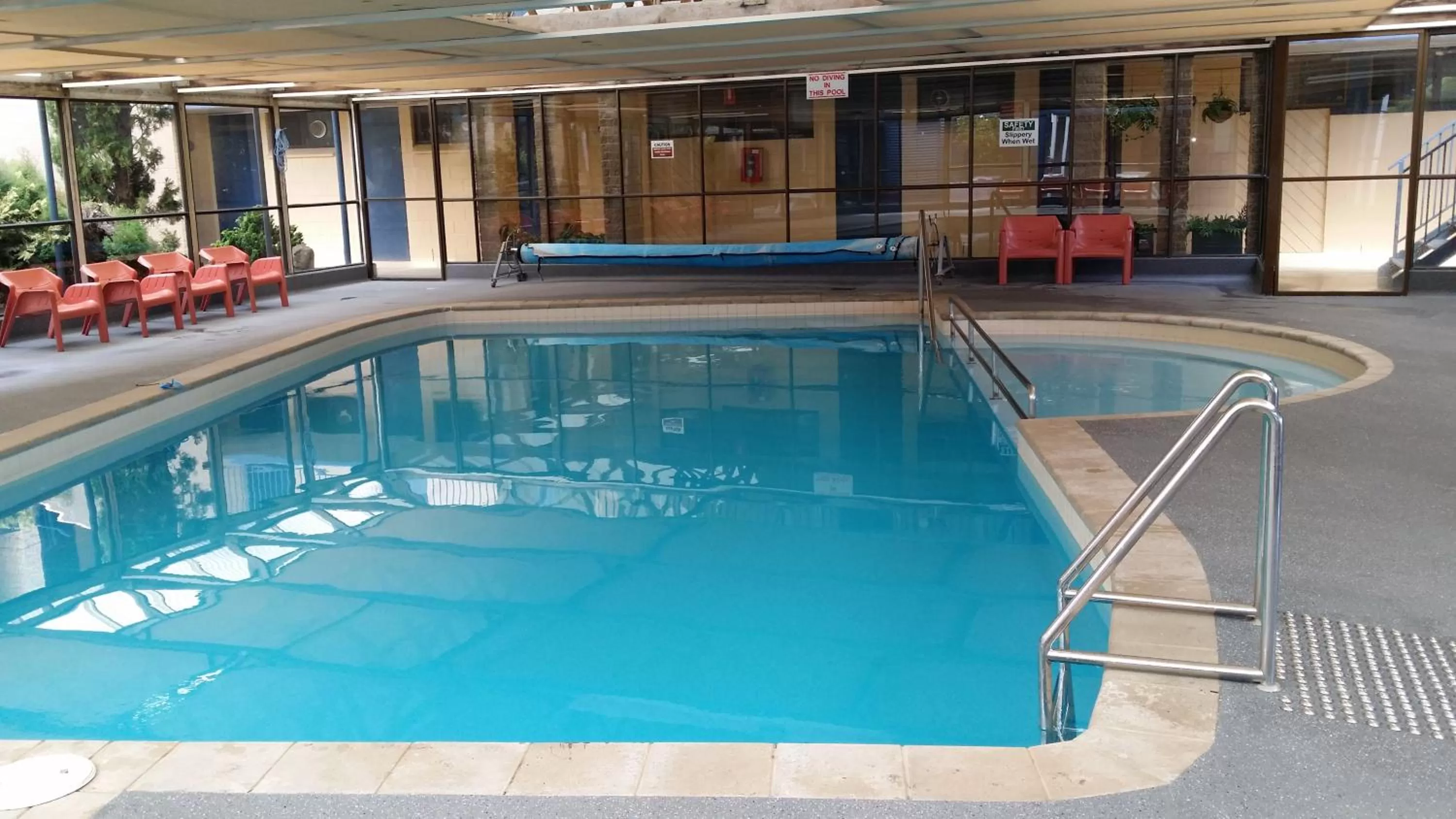 Swimming pool in Shearwater Resort