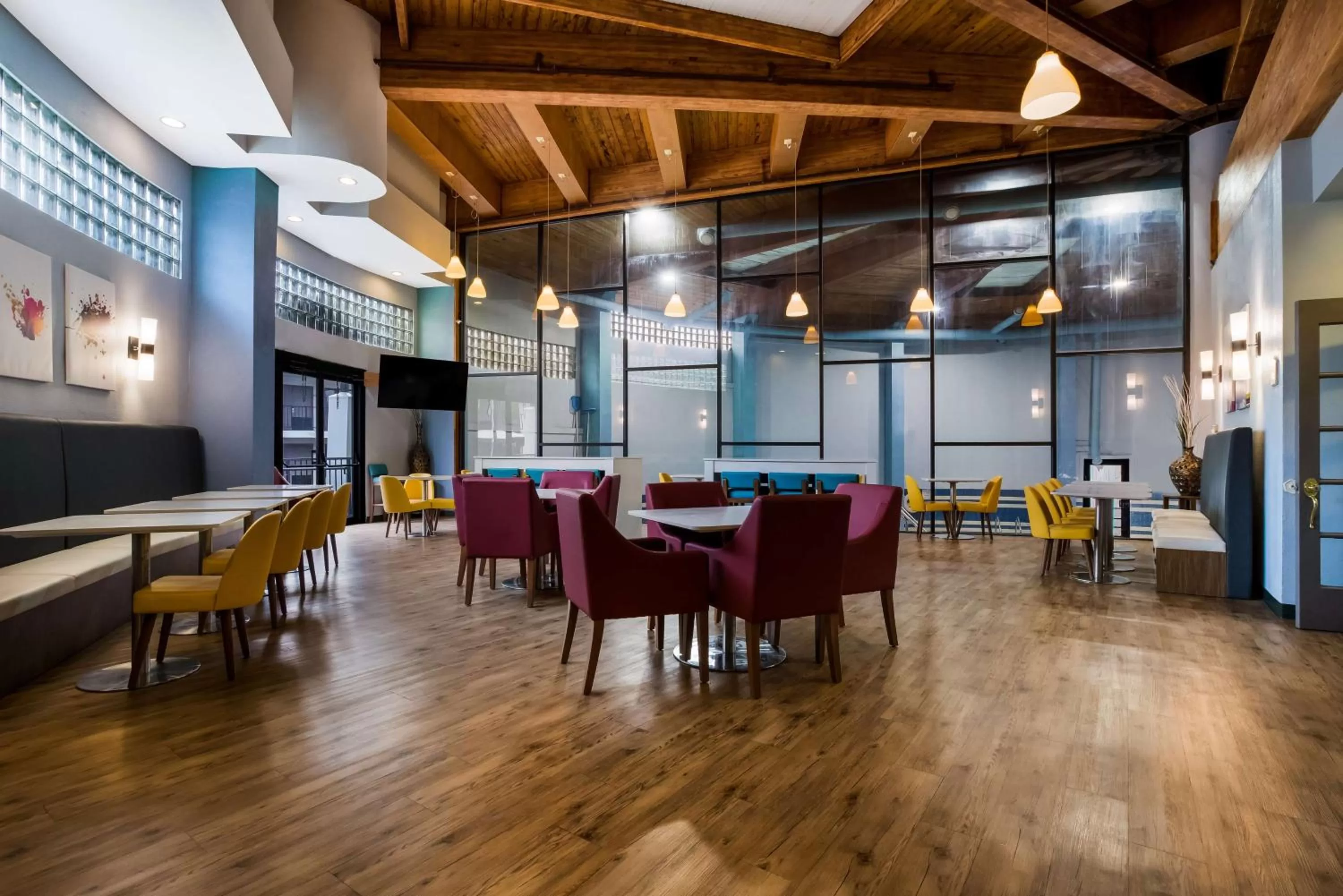 Breakfast in Best Western Bordentown Inn