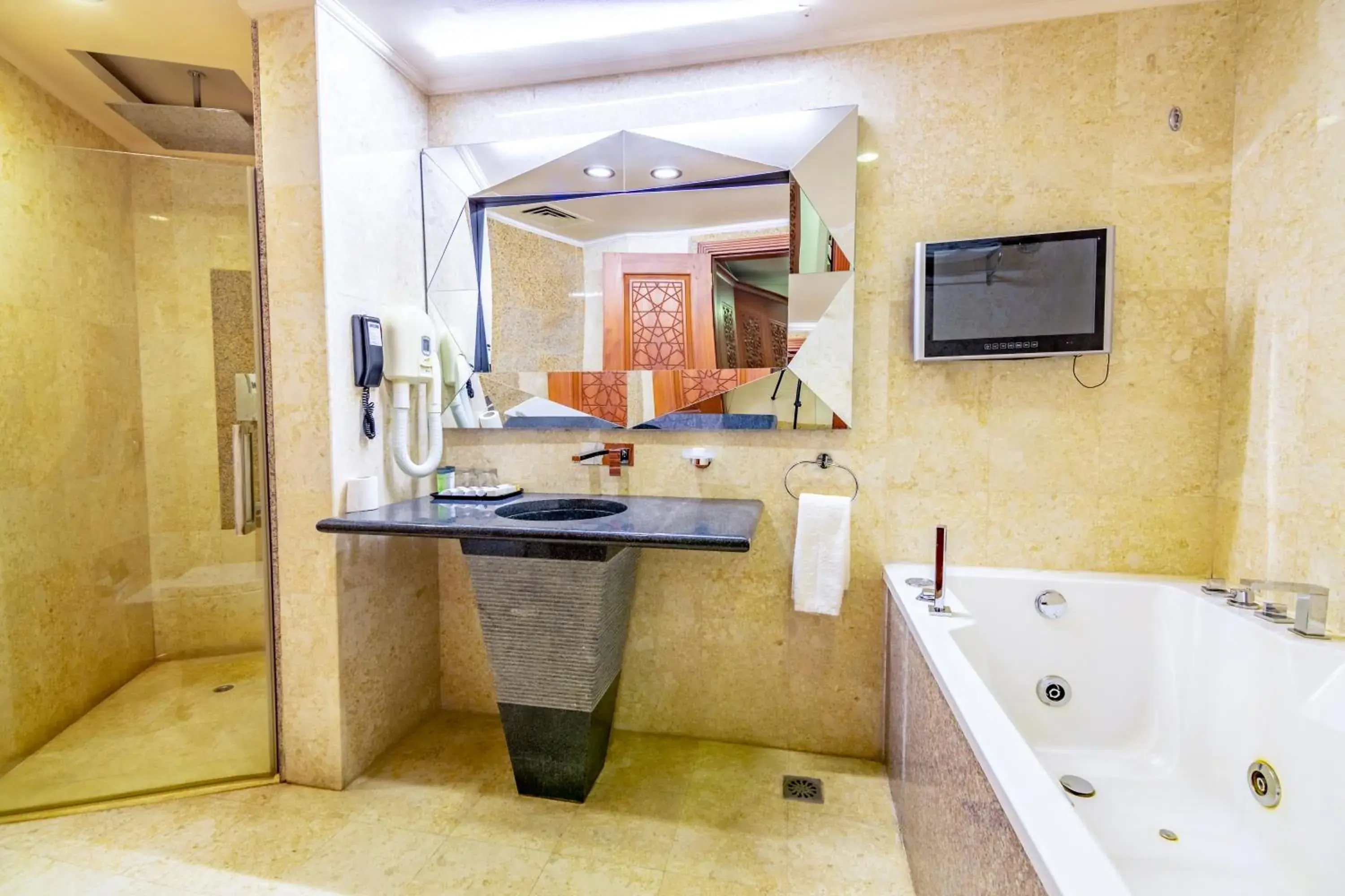 Shower, Bathroom in The Platinum Hotel