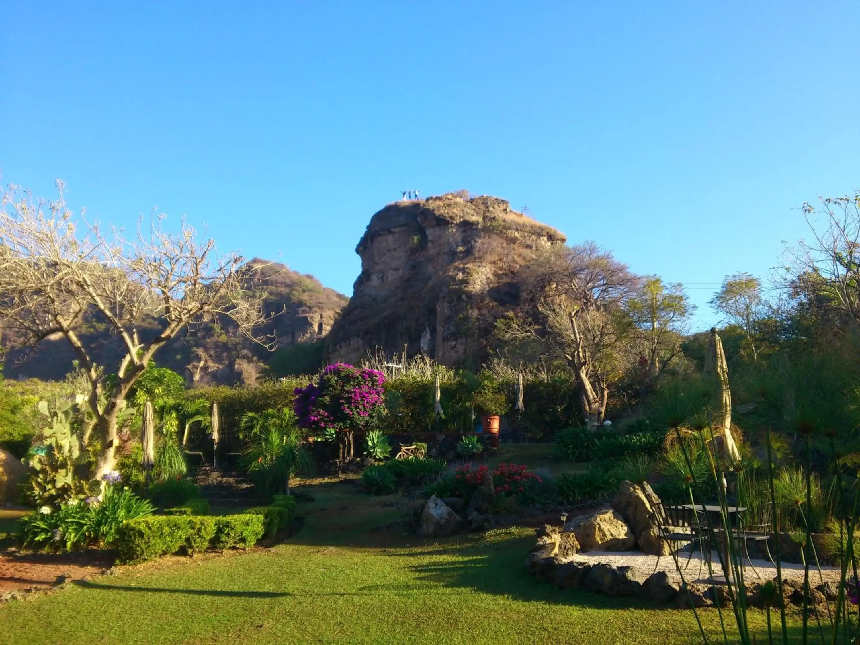 Nearby landmark, Garden in Hotel Valle Místico
