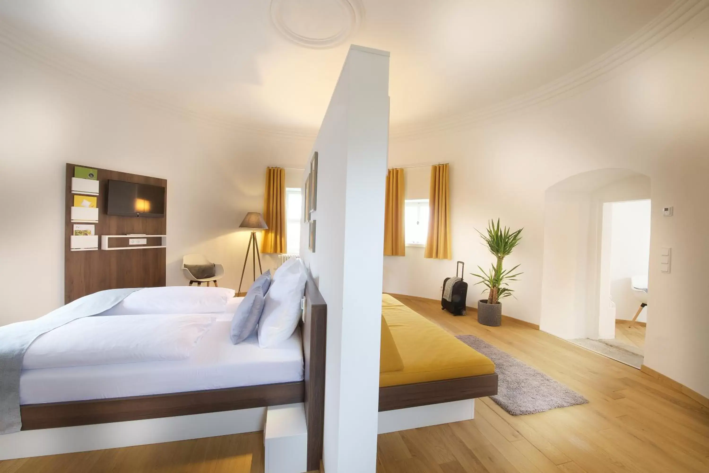 Bed in JUFA Hotel Kronach – Festung Rosenberg