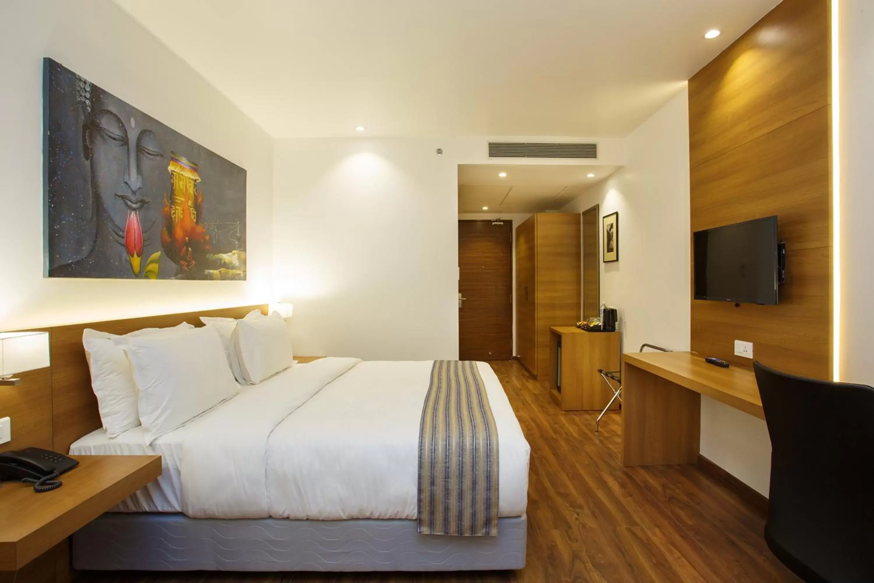 Bedroom, Bed in Hotel Ambassador by ACE Hotels