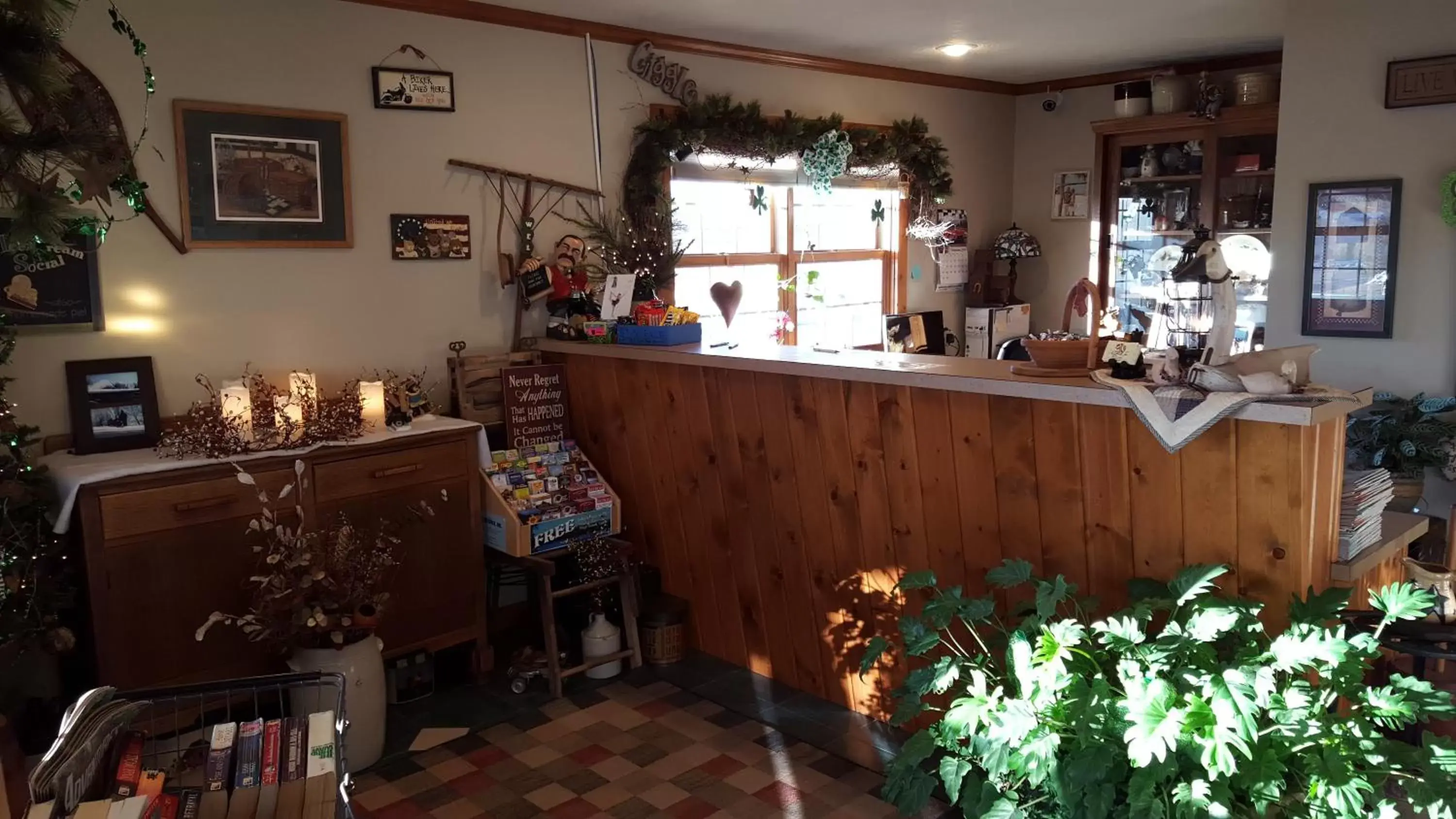 Lobby or reception, Lounge/Bar in The Garrett Inn