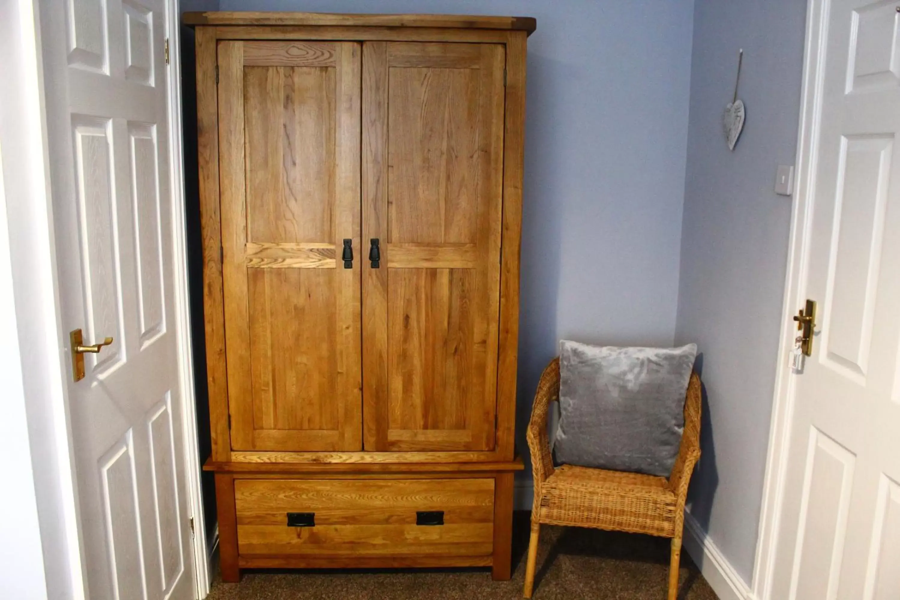 Seating Area in Pinewood B&B