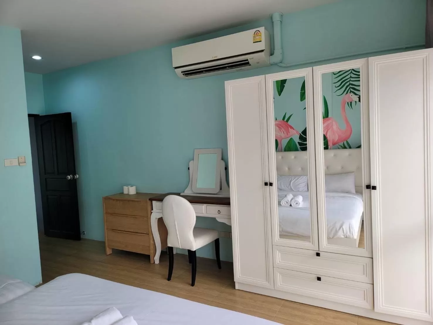 Bed in THAI HOTEL CHIANGMAI