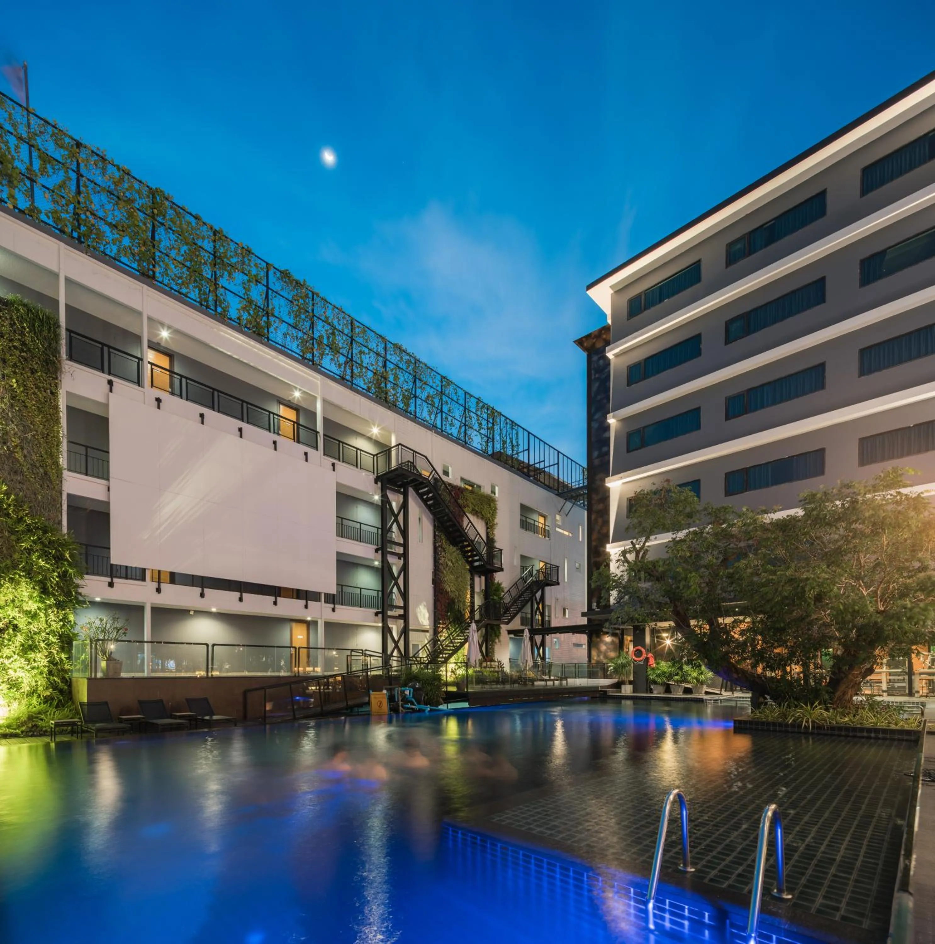 Swimming pool in DARA Hotel - SHA Plus