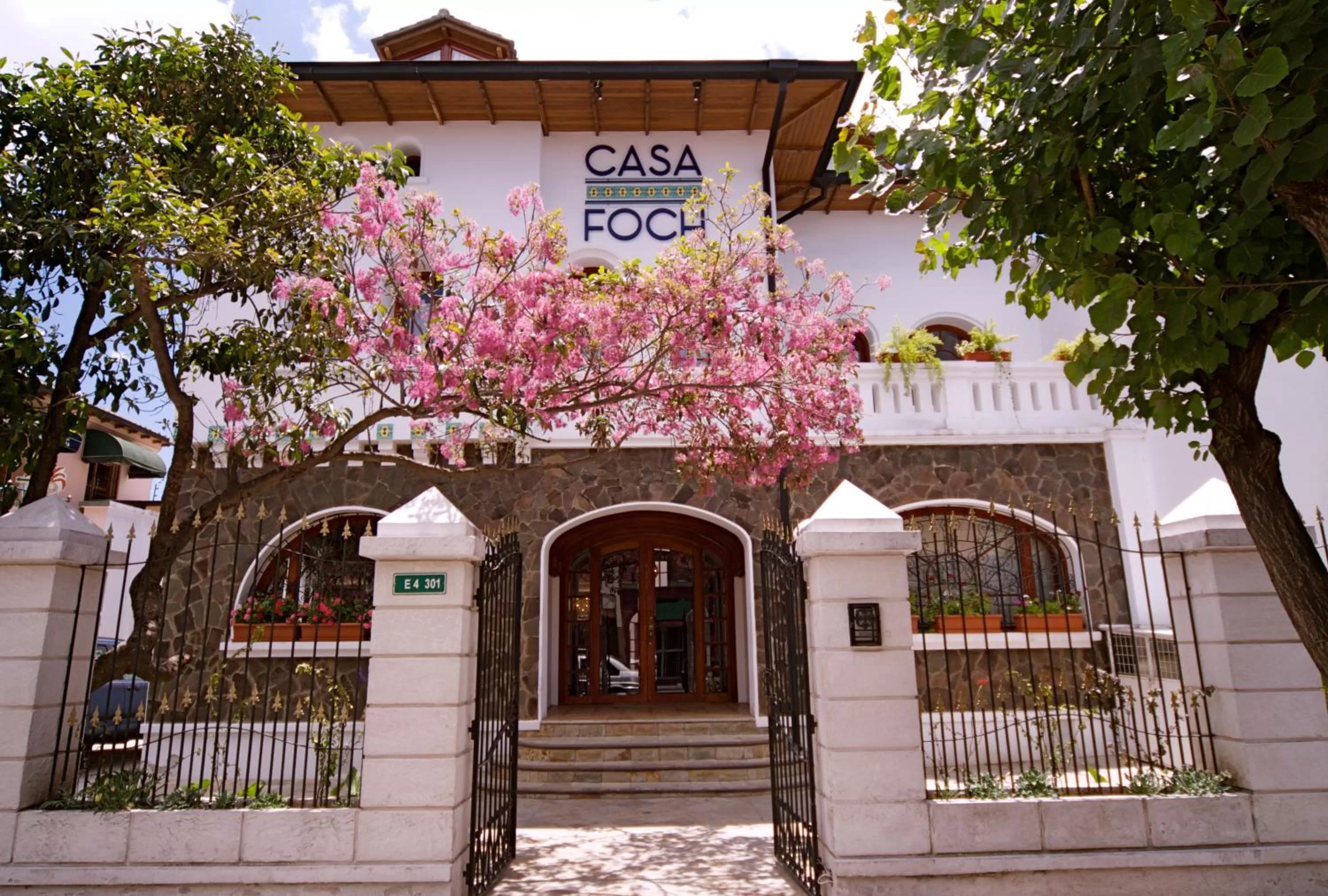 Facade/entrance in Boutique Hotel Casa Foch
