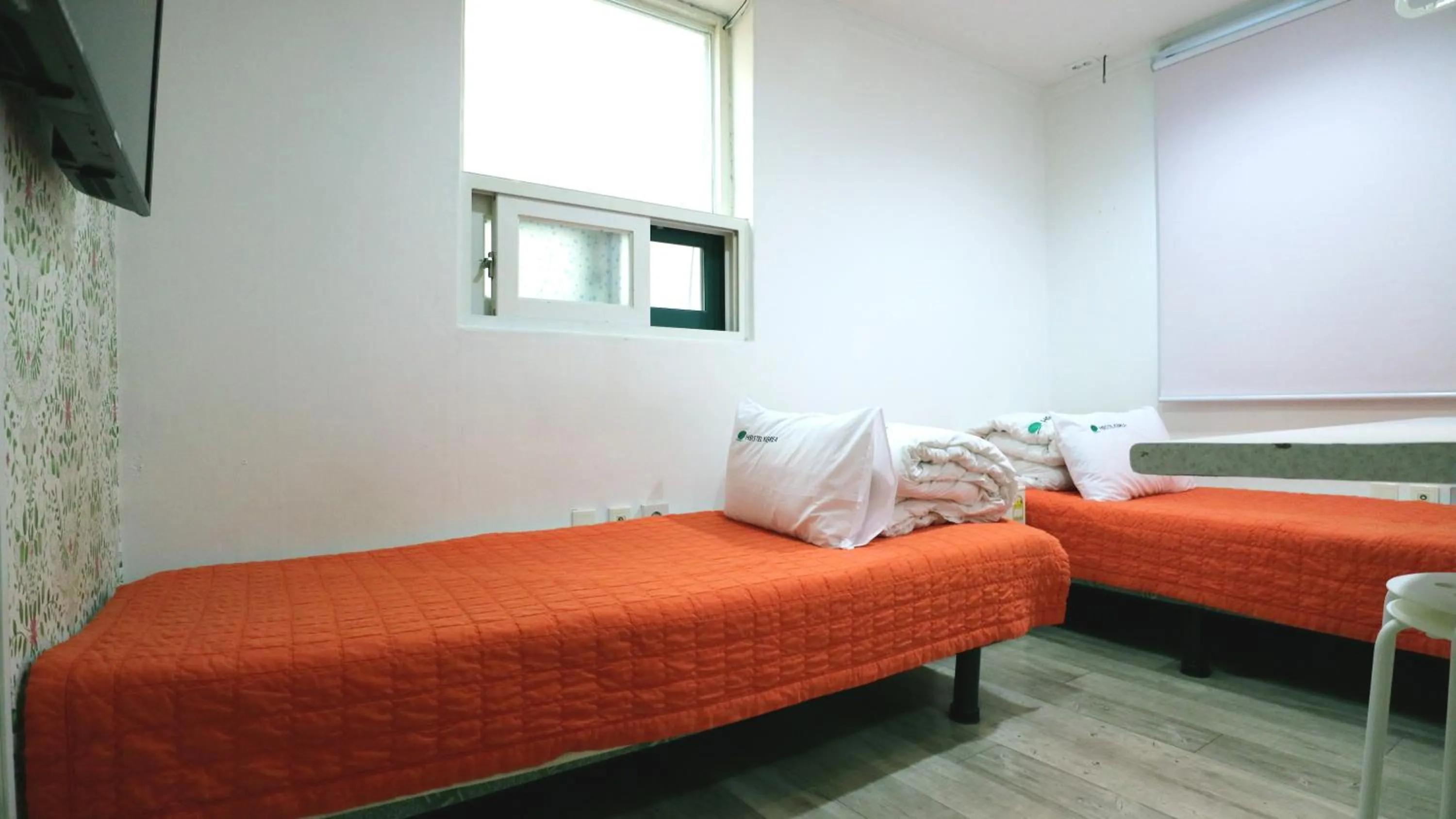 Bed in Hostel Korea - Original