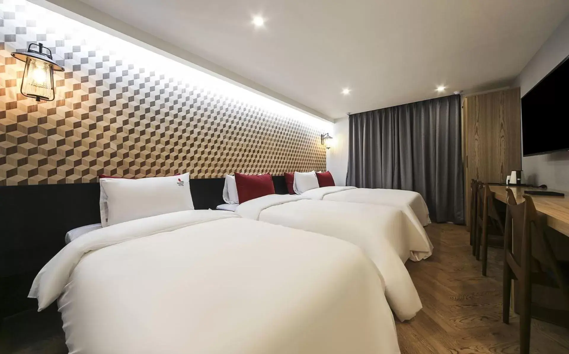 Bed in Maron Hotel Nampo Bed in Maron Hotel Nampo