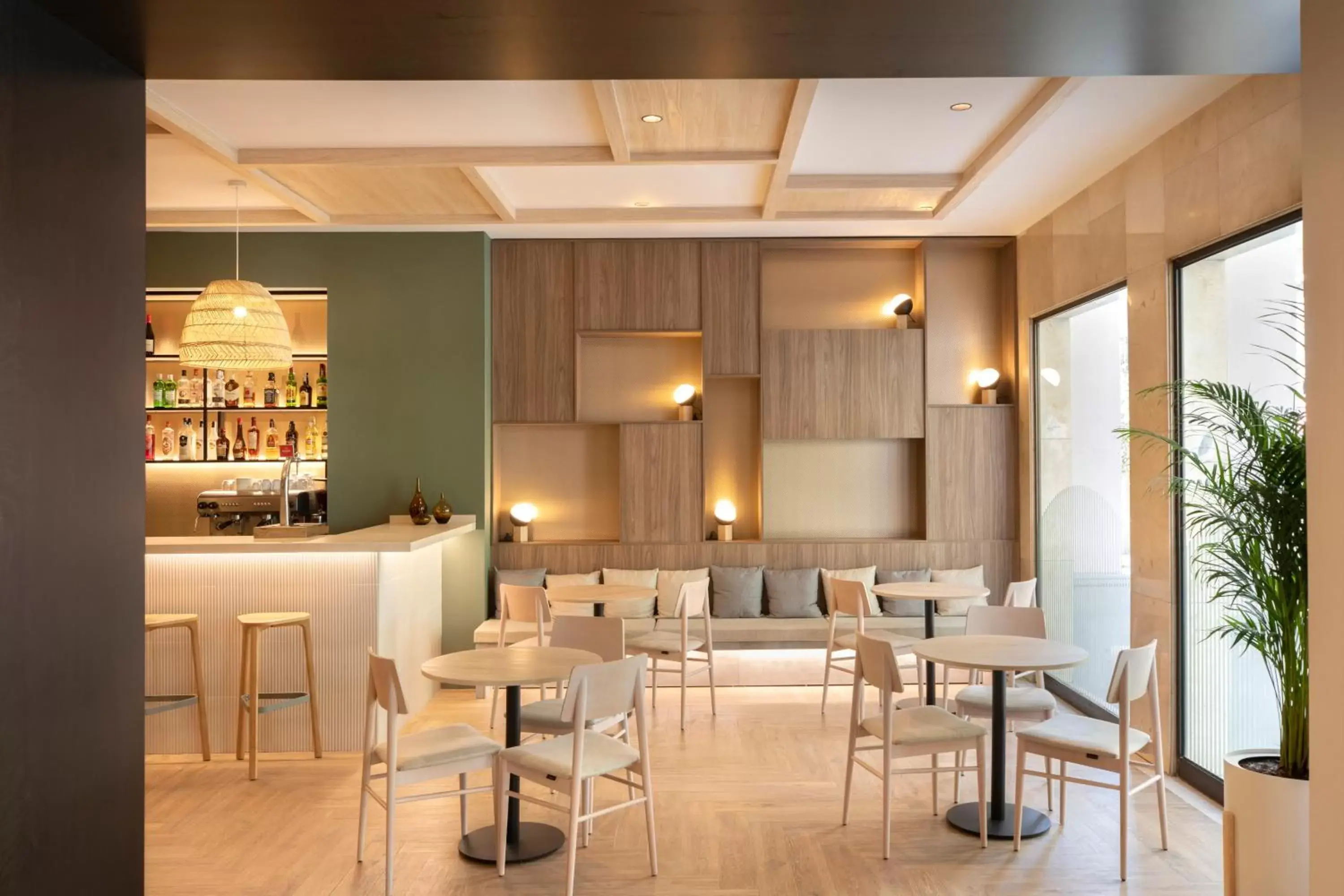 Lounge or bar, Lounge/Bar in Grupotel Gravina