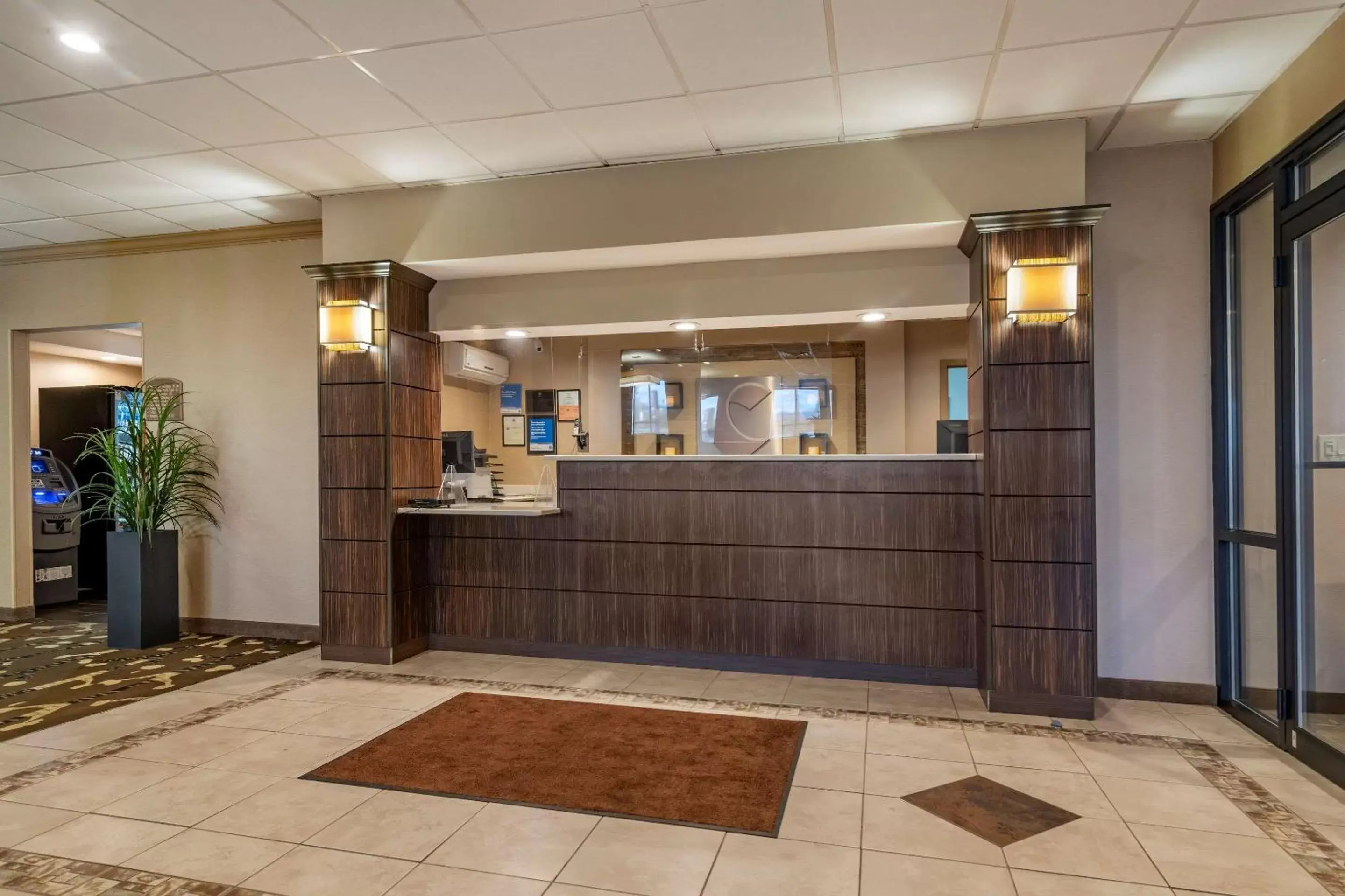 Lobby or reception, Lobby/Reception in Comfort Inn Glenmont - Albany South