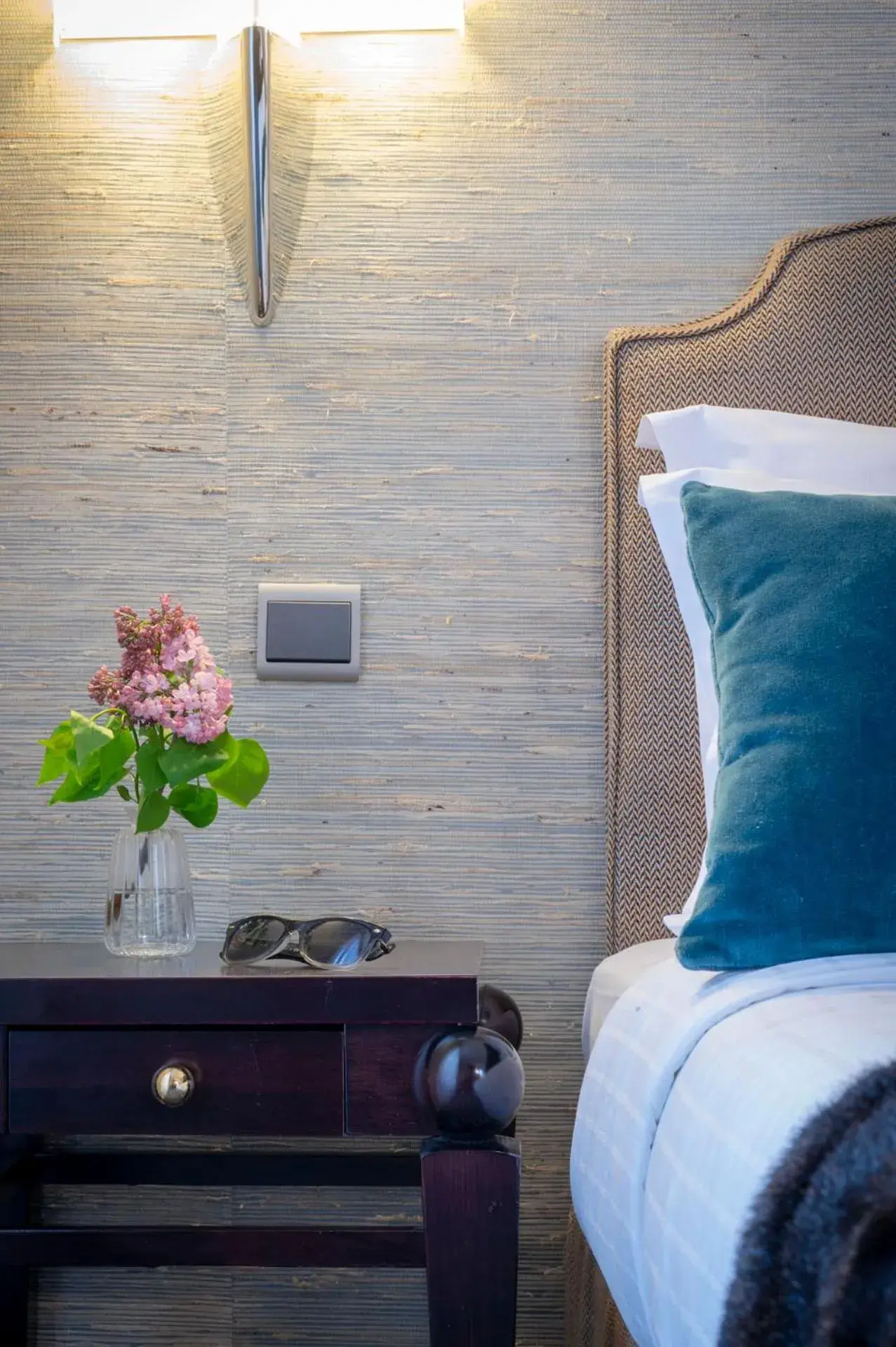 Standard Twin Room in Hôtel Delavigne Standard Twin Room in Hôtel Delavigne