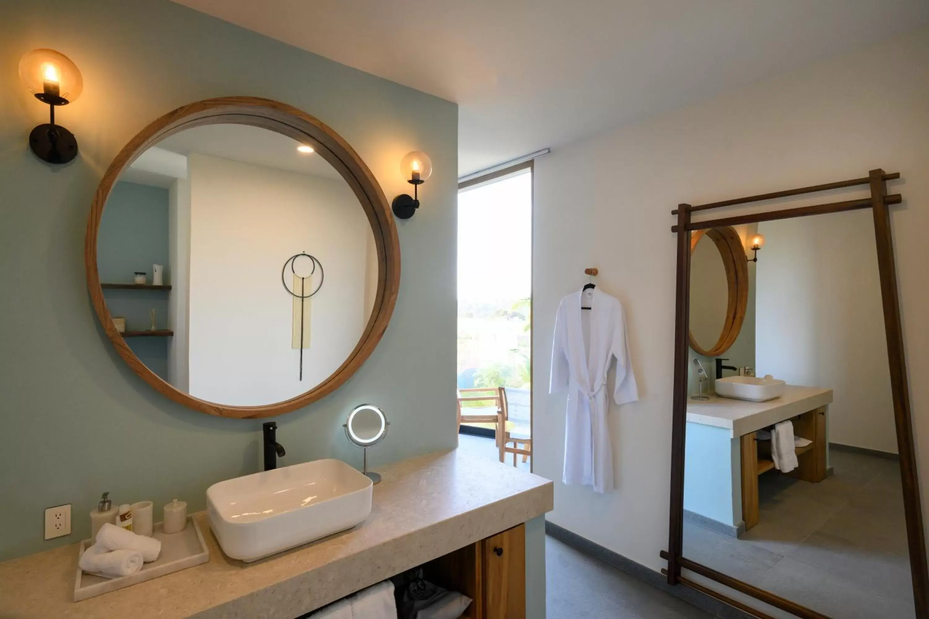 Bathroom in Hotel Basalto