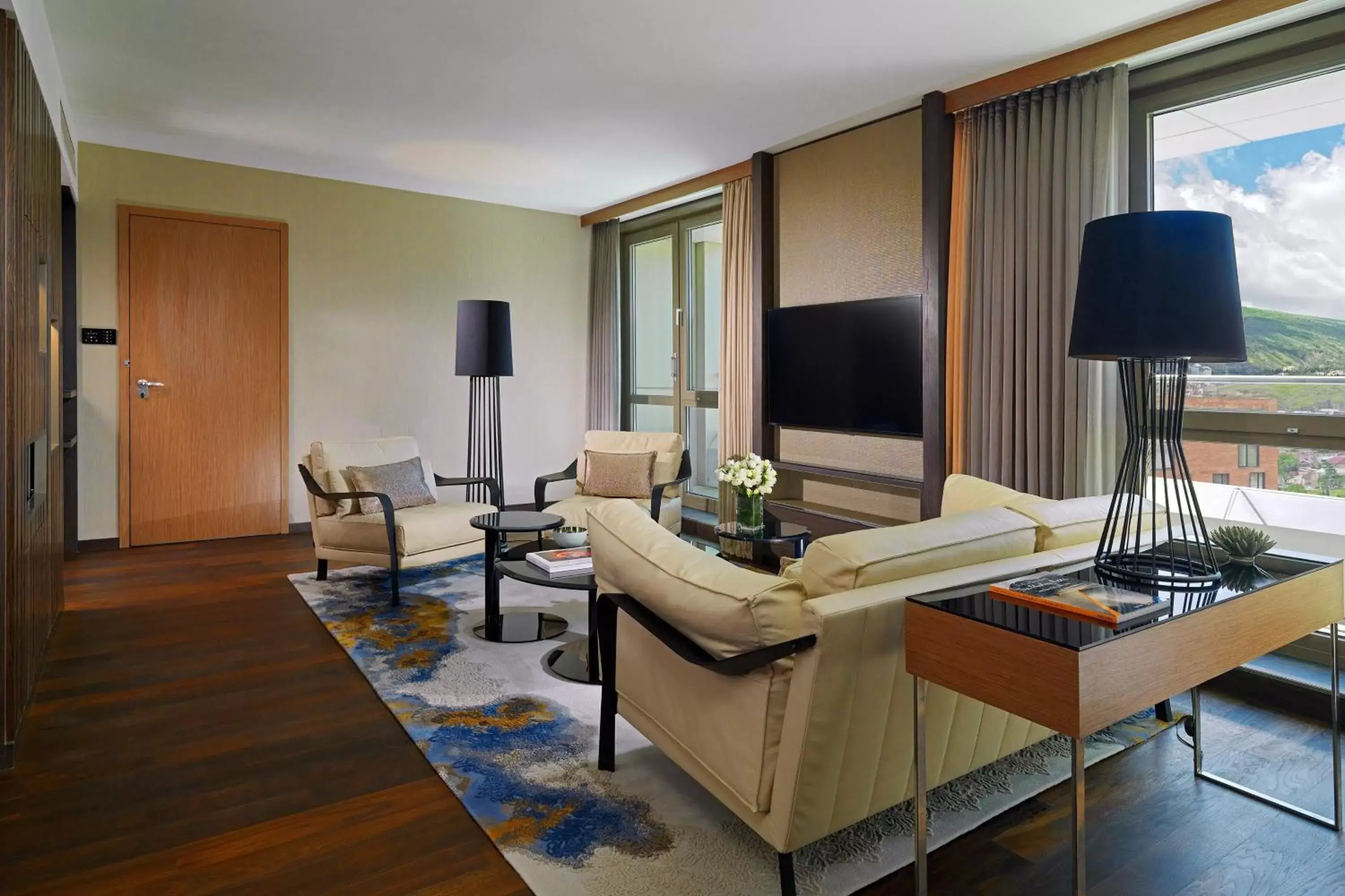 Living room, TV/Entertainment Center in Sheraton Grand Tbilisi Metechi Palace