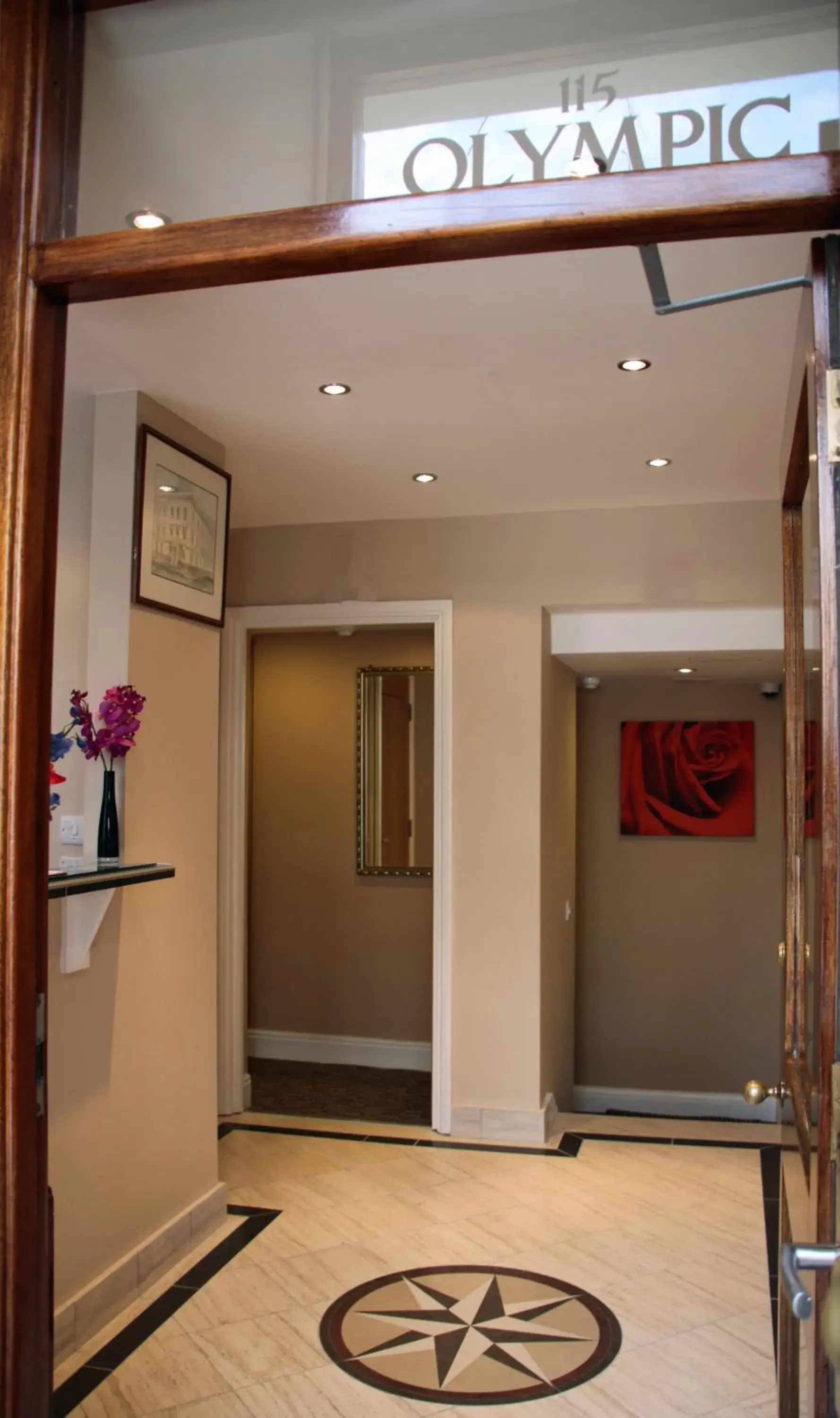 Lobby or reception in The Grapevine Hotel Lobby or reception in The Grapevine Hotel