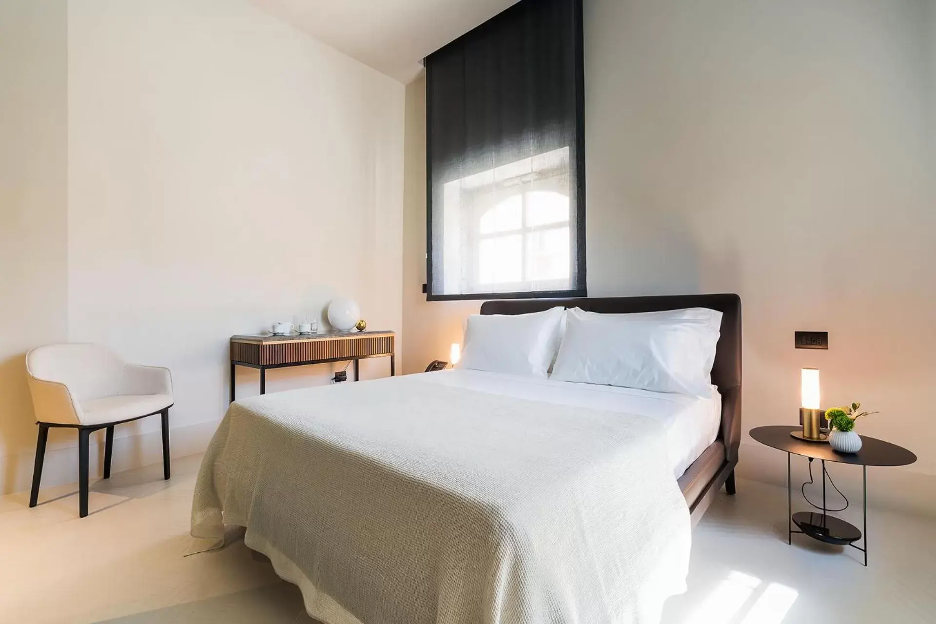 Bedroom, Bed in Byssus Suites