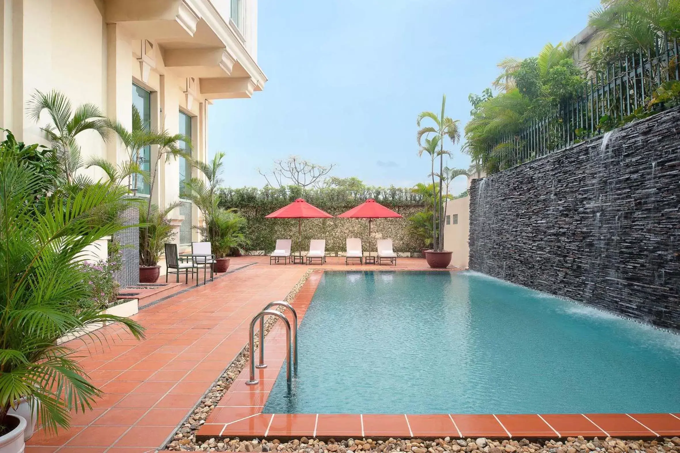 Swimming Pool in Avani Hai Phong Harbour View Hotel