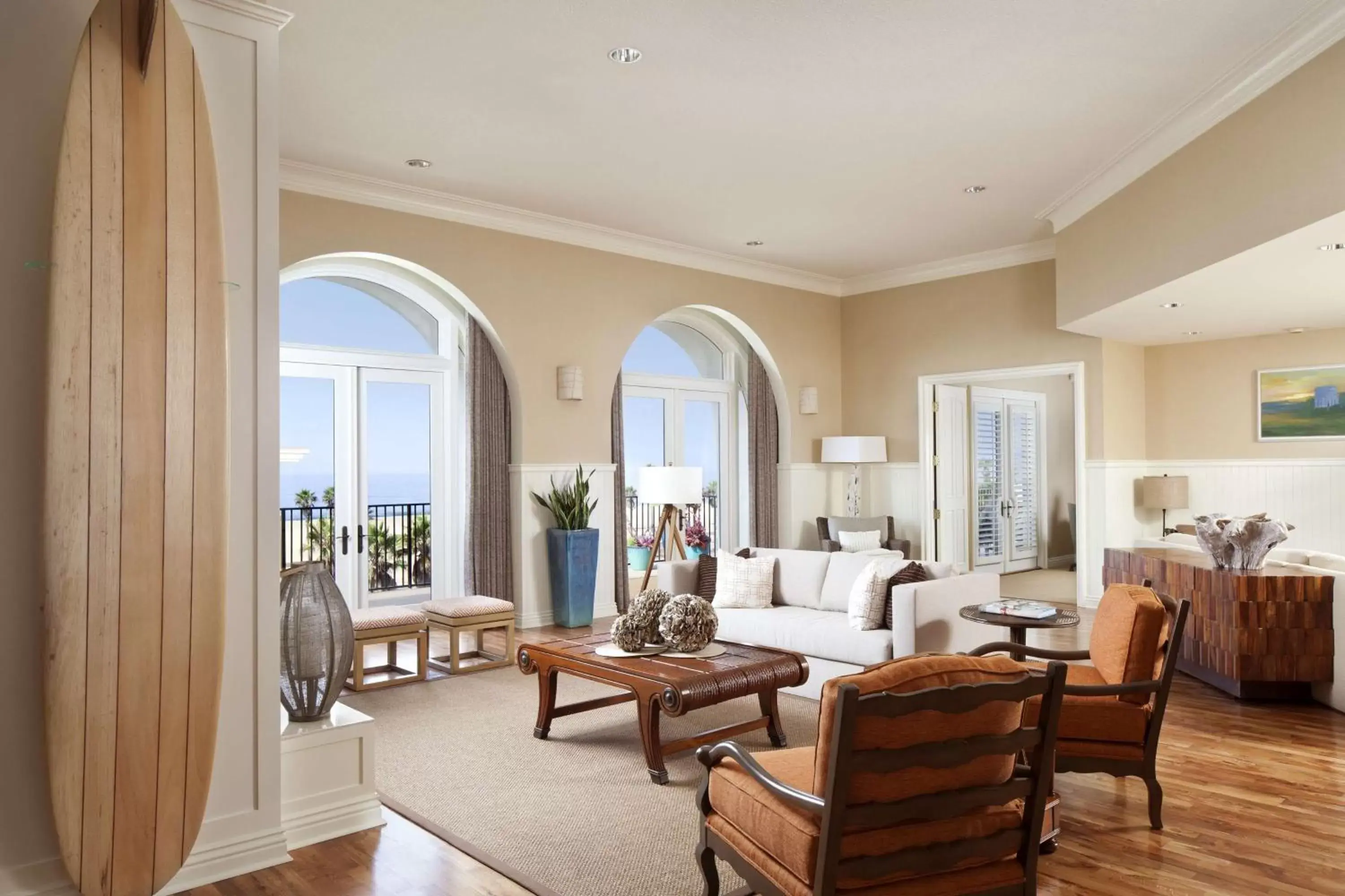 Photo of the whole room, Seating Area in Hyatt Regency Huntington Beach Resort and Spa