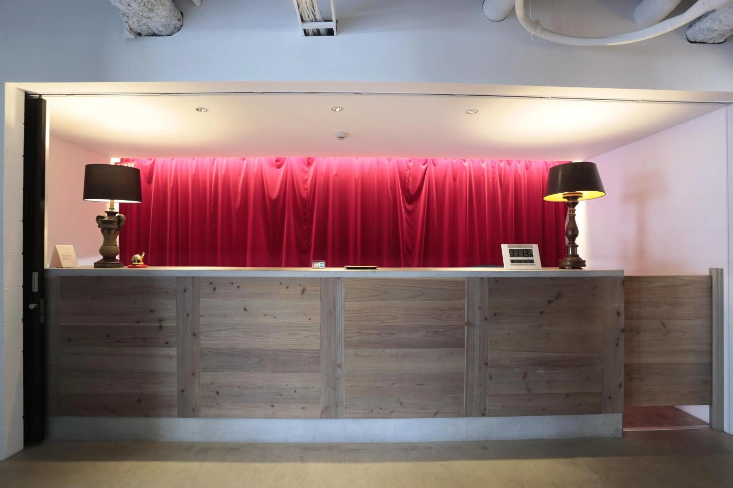 Lobby or reception in Hotel Sunplaza 2