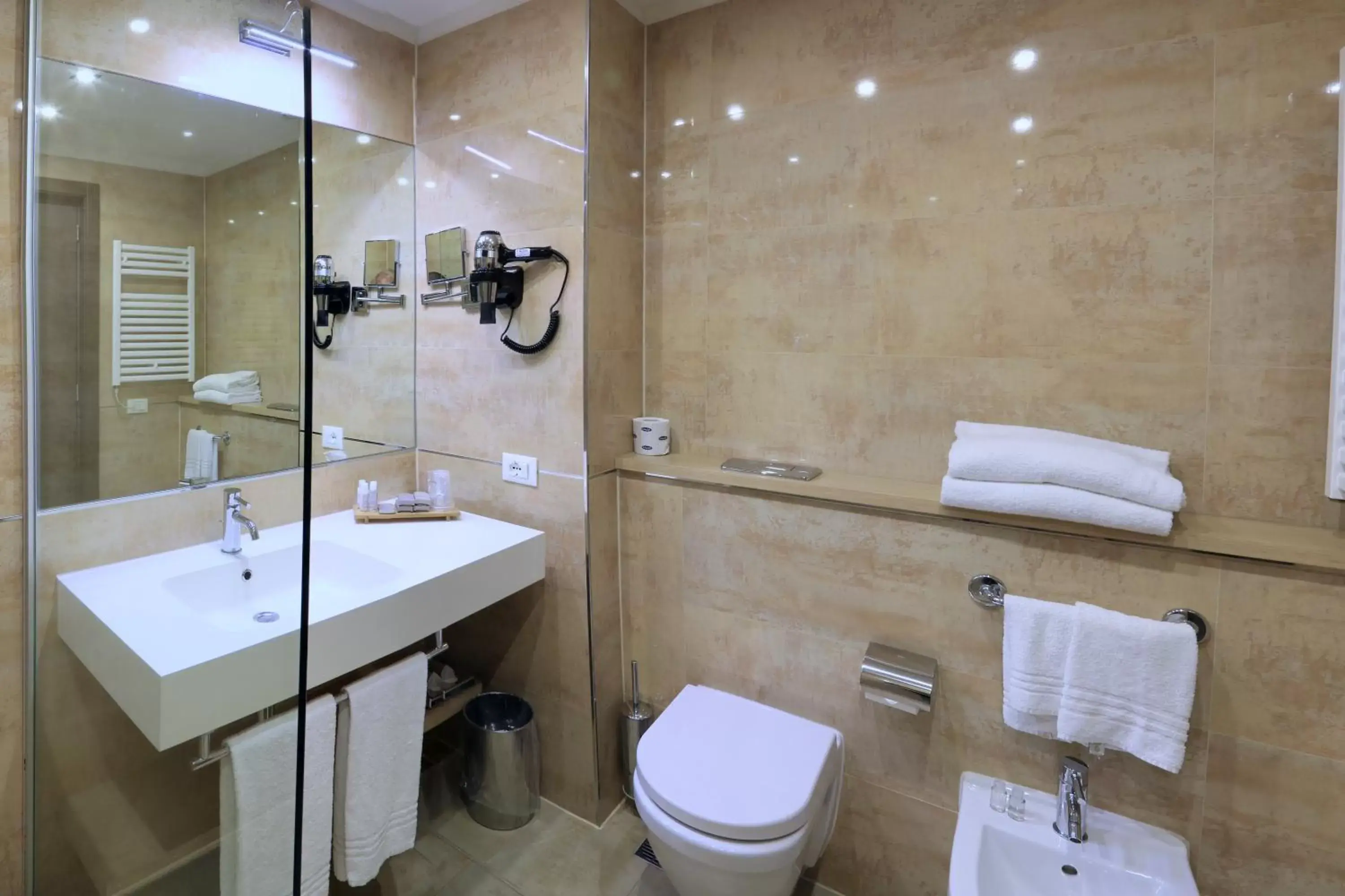 Bathroom in Klima Hotel Milano Fiere