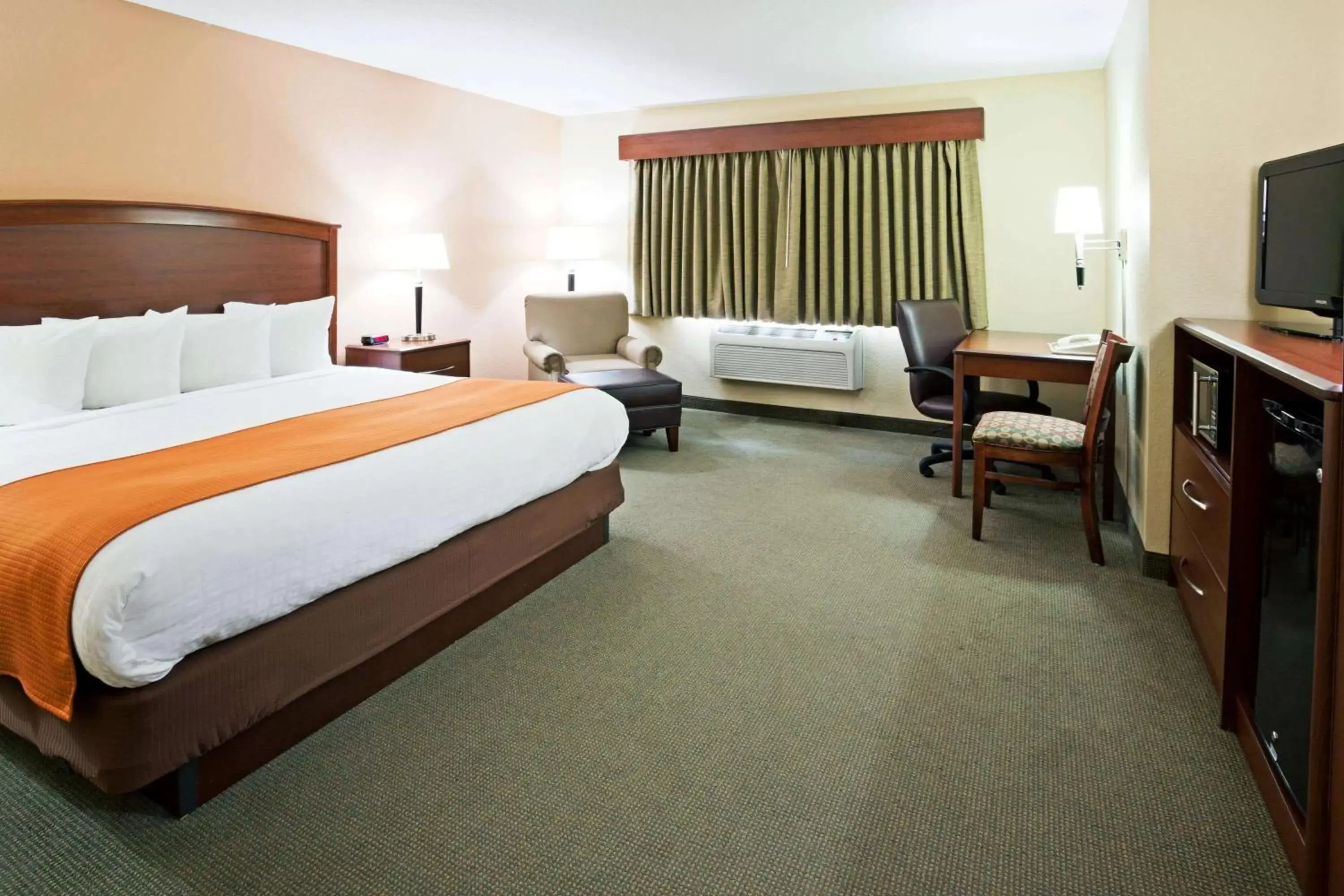 Photo of the whole room, Bed in AmericInn by Wyndham Fargo West Acres