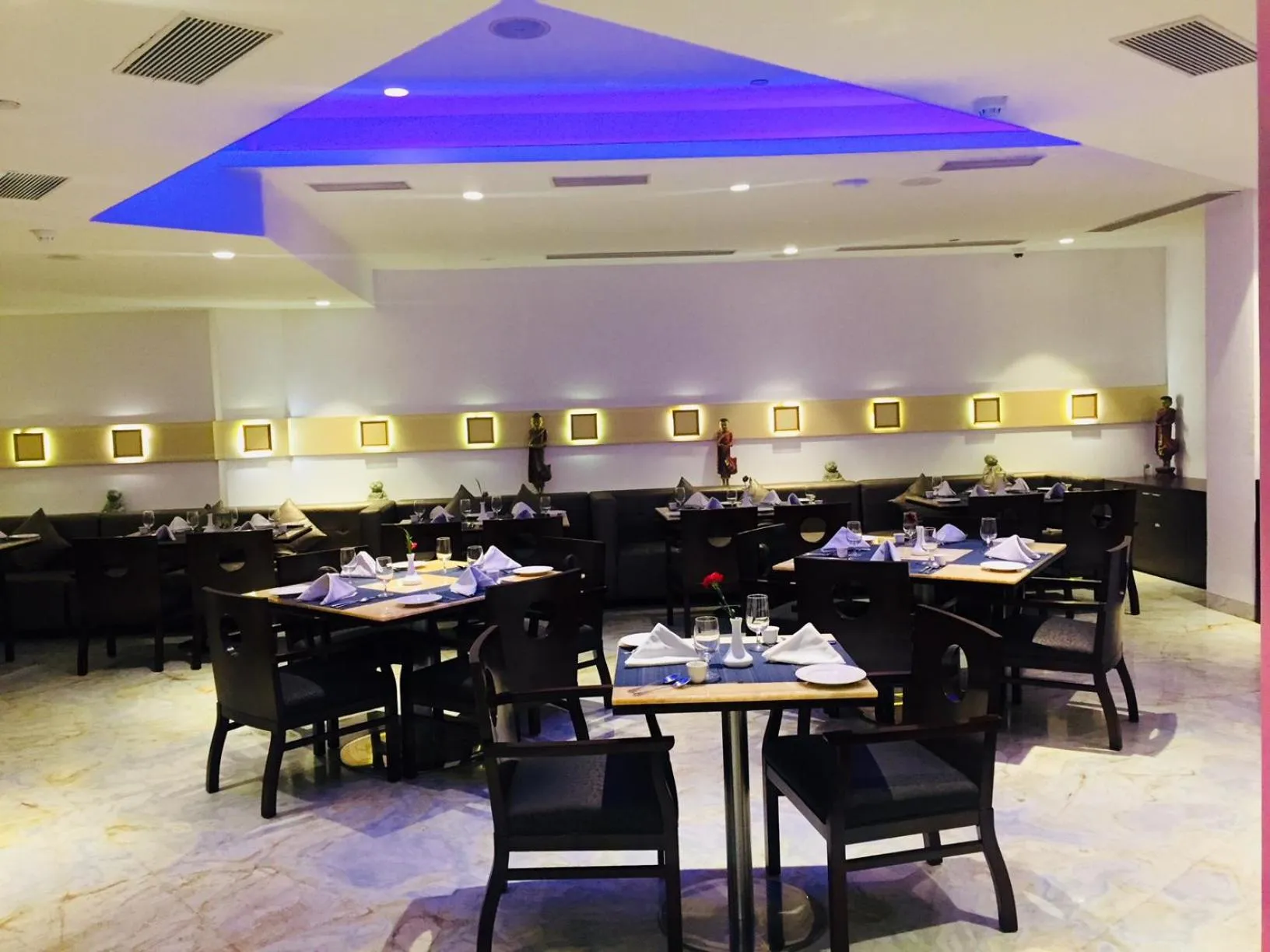 Restaurant/places to eat in Fortune Park Sishmo, Bhubaneswar - Member ITC Hotels' Group