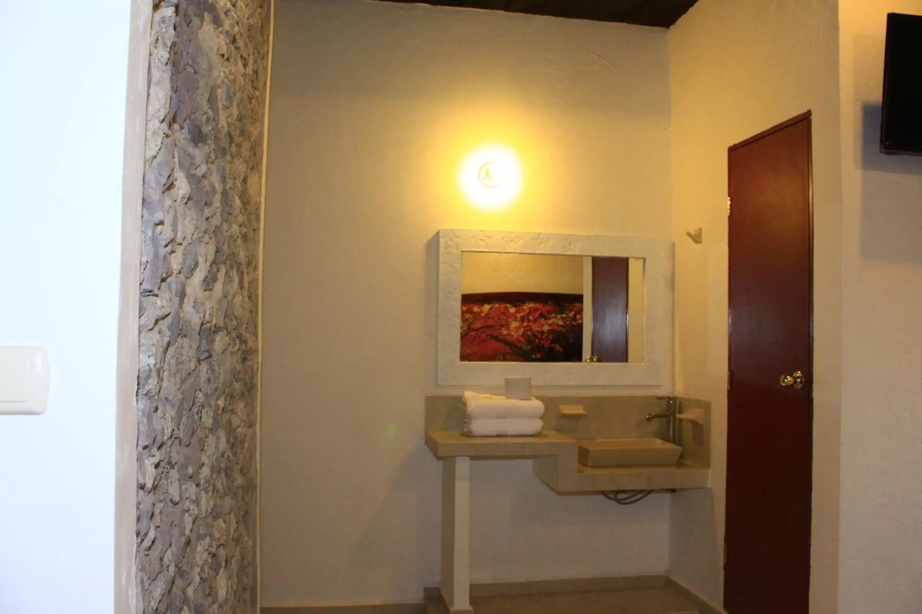 Bathroom in Hotel Atzalan