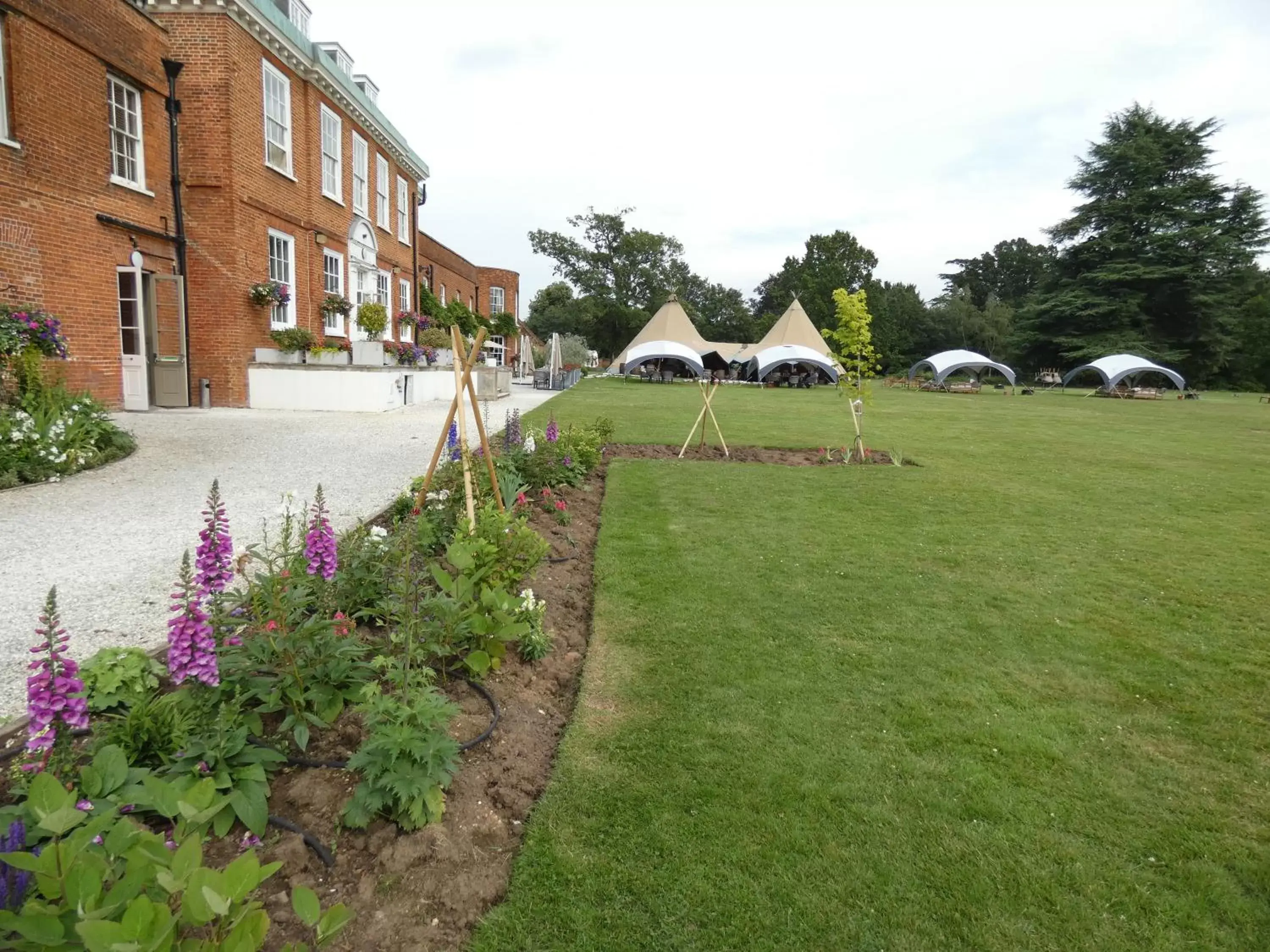 Garden in Stoke Place- Part of the Cairn Collection