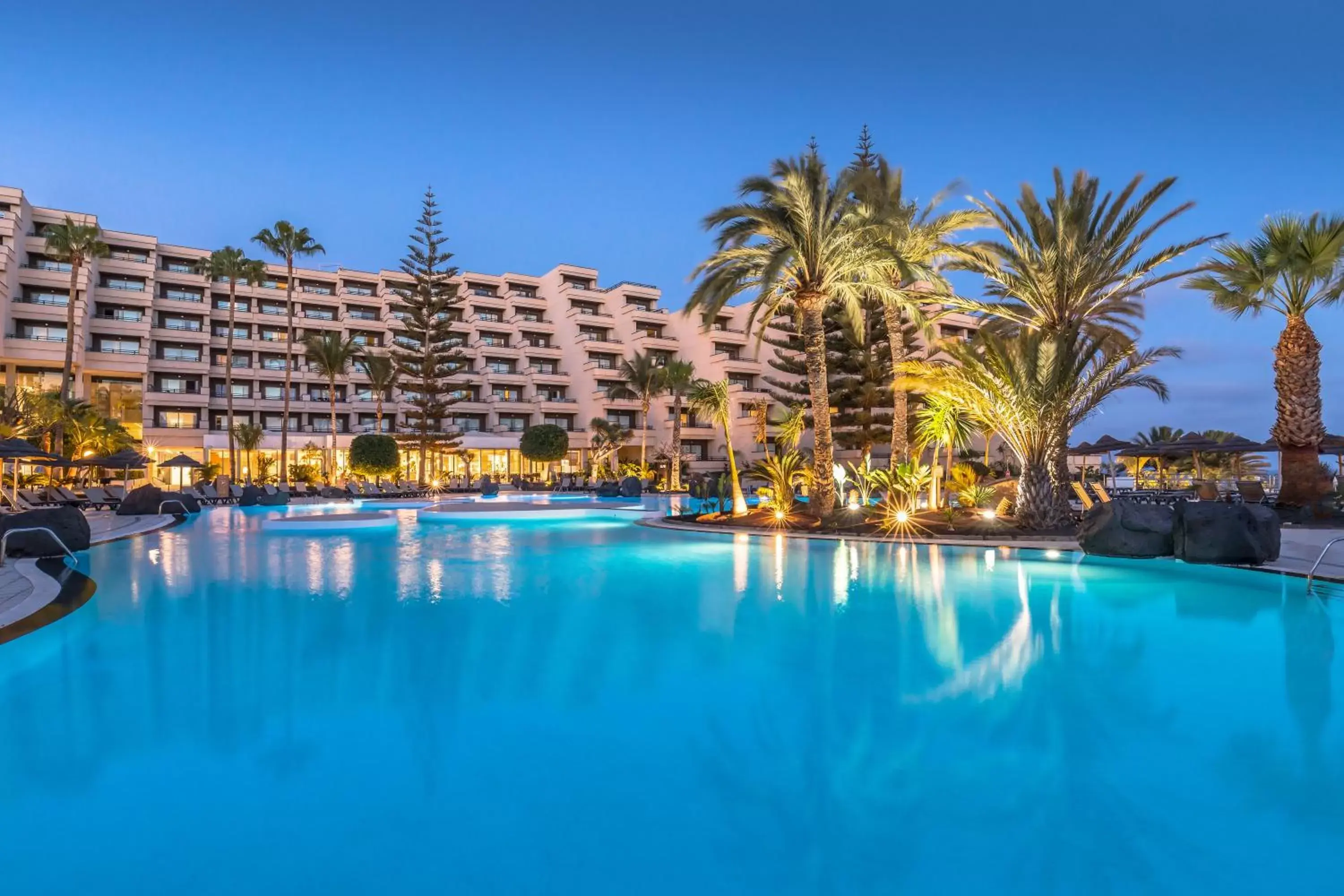 Swimming Pool in Barceló Lanzarote Active Resort