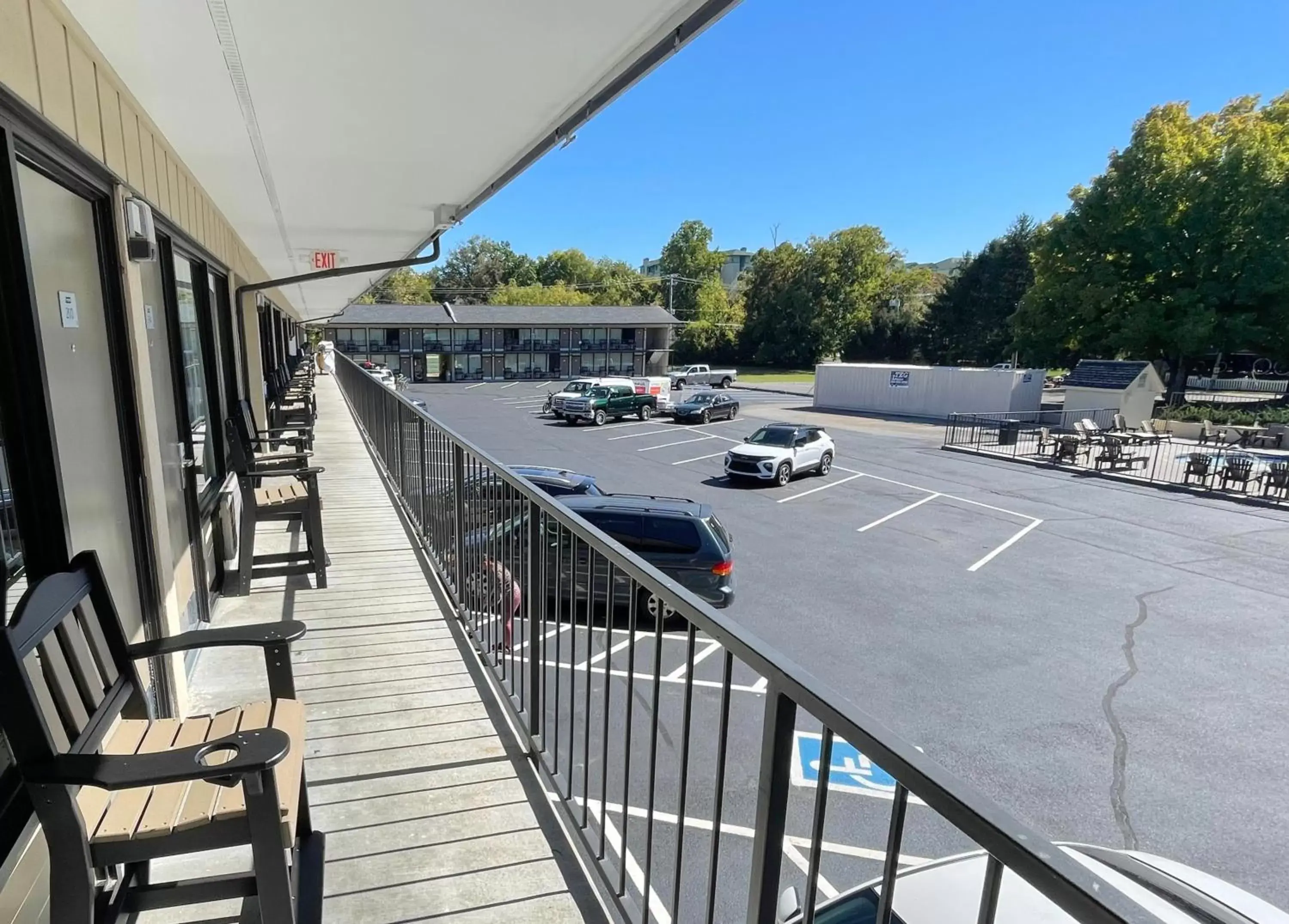 Balcony/Terrace in Travelodge by Wyndham Pigeon Forge Dollywood Lane