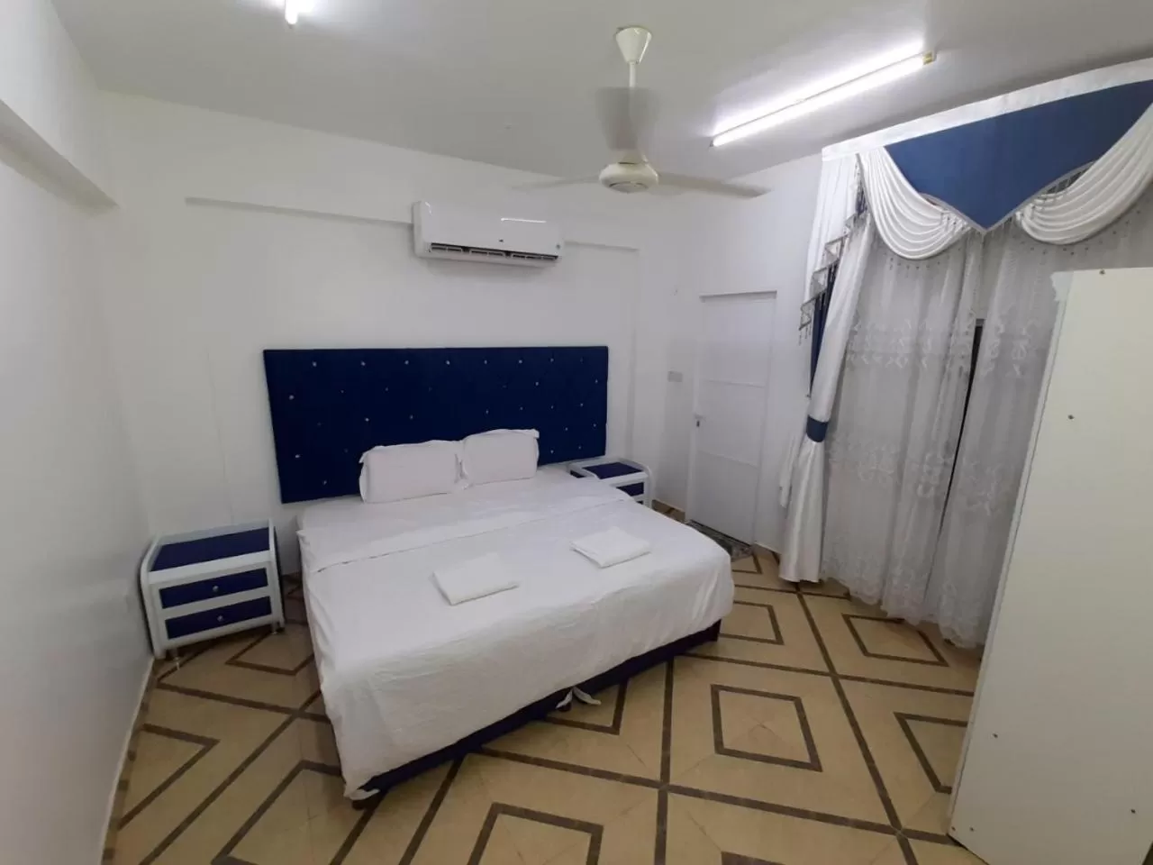 Bed in Al Rayyan Hotel Apartments Muscat