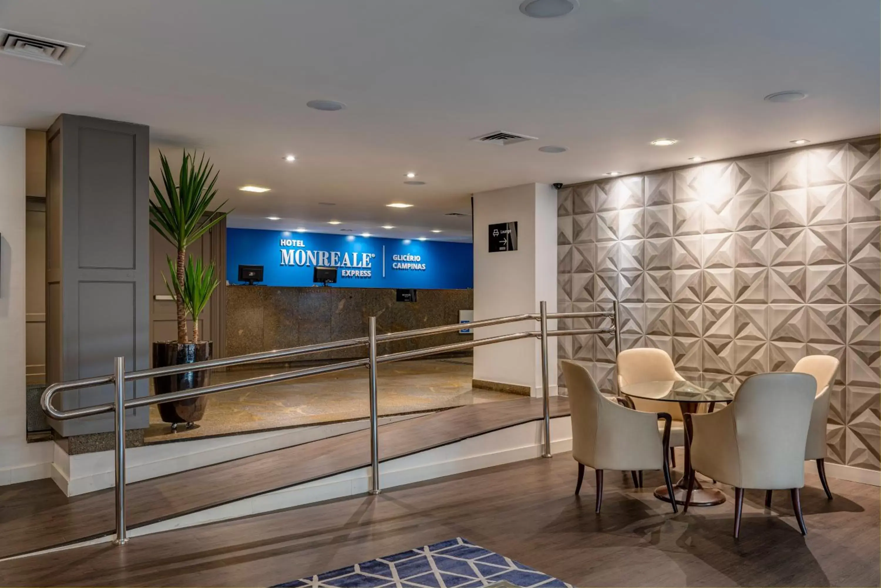 Lobby or reception in Monreale Express Glicério Campinas Lobby or reception in Monreale Express Glicério Campinas