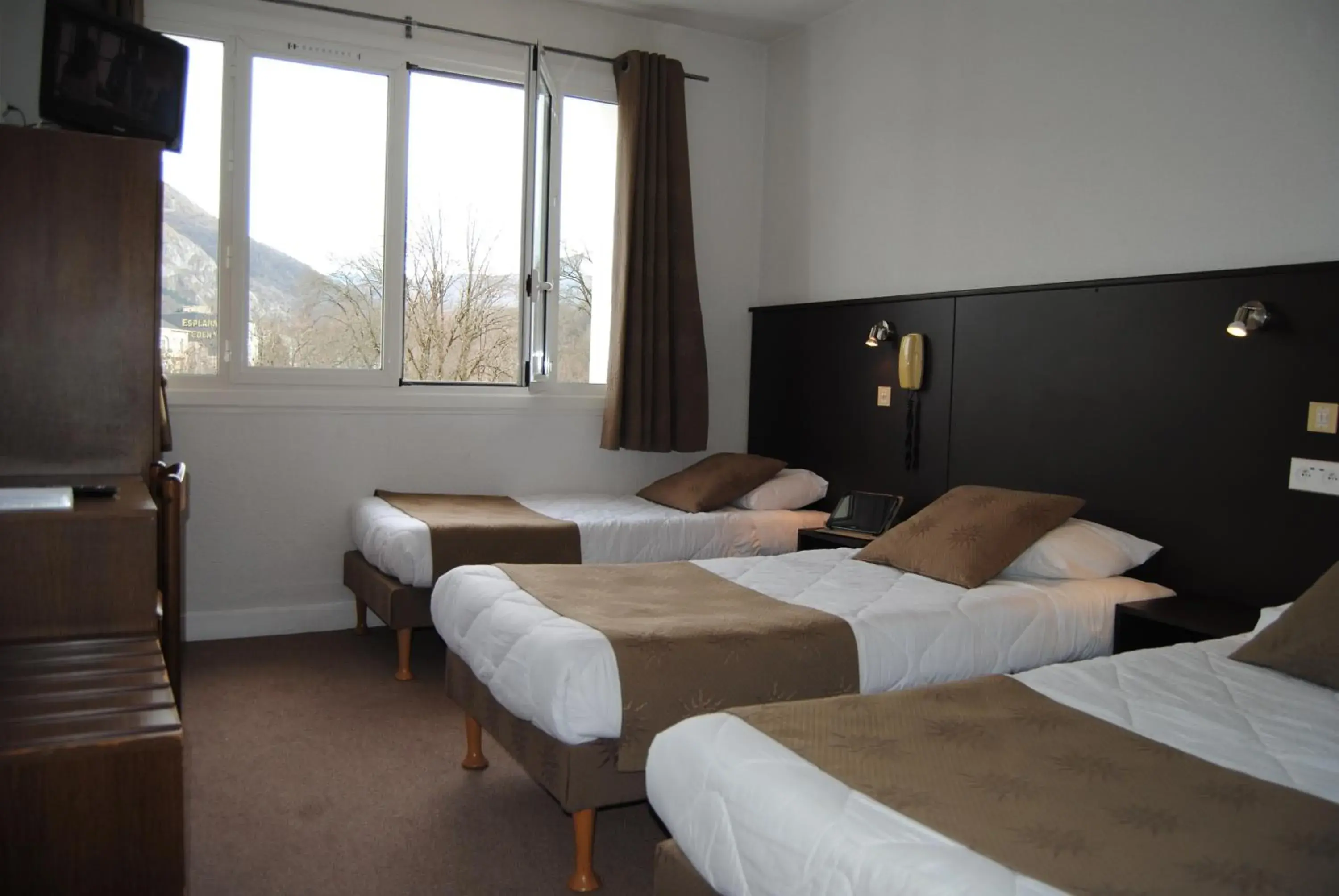 Photo of the whole room, Bed in Hotel Notre Dame de la Sarte